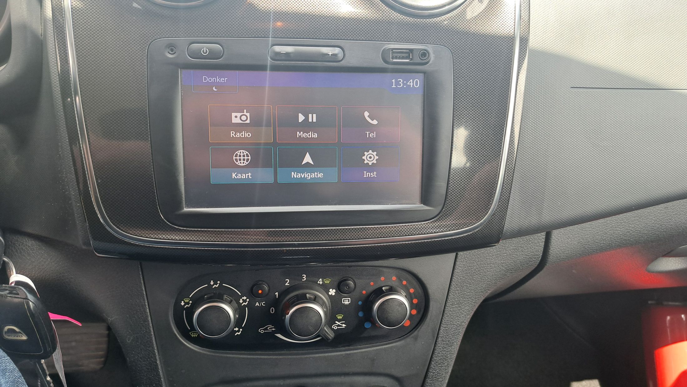 Dacia Logan MCV TCe 90 AUTOMAAT, airco, GPS, camera, trekhaak