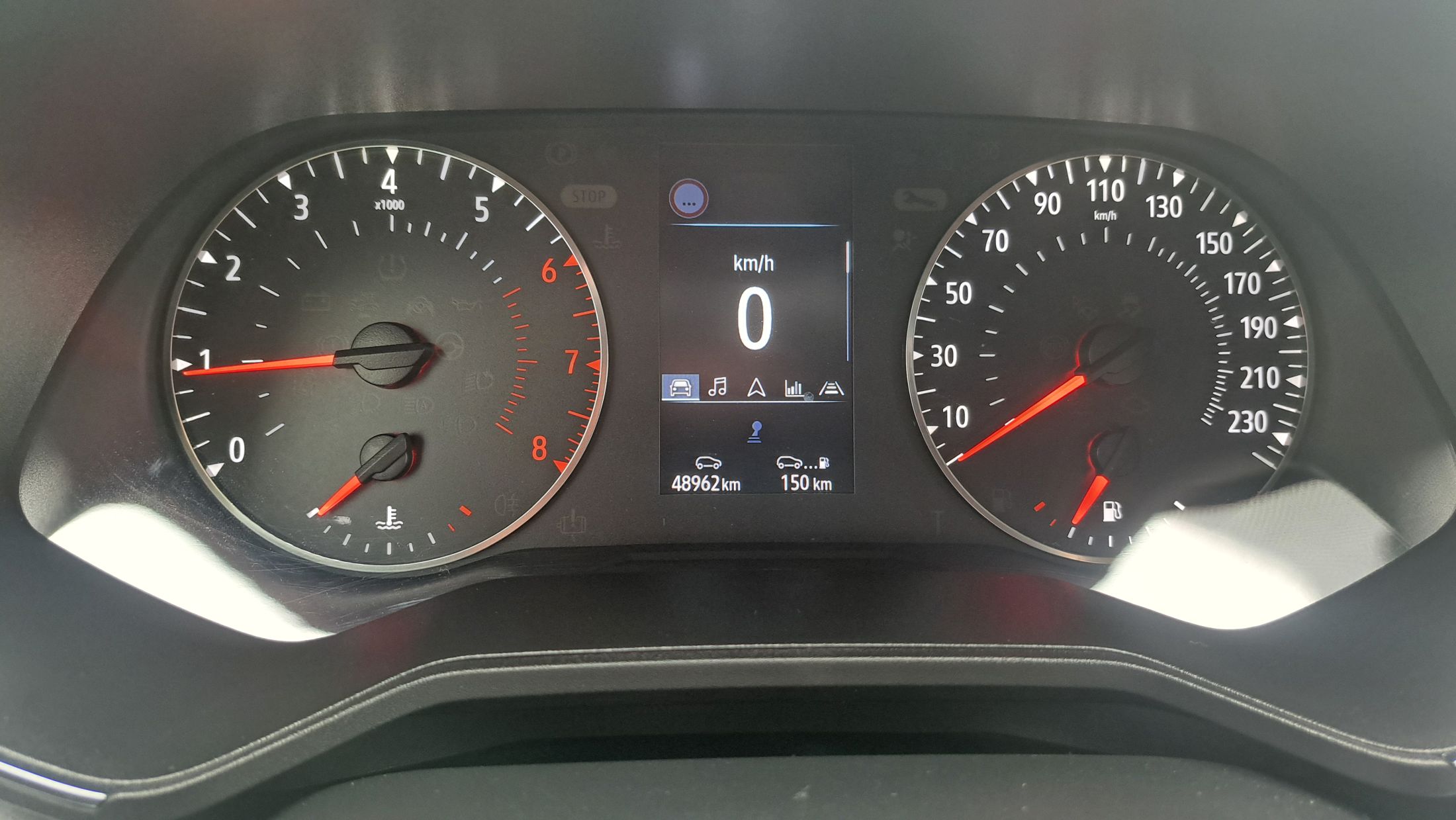 Renault Clio Limited TCe 90, airco, GPS, sensor A, camera