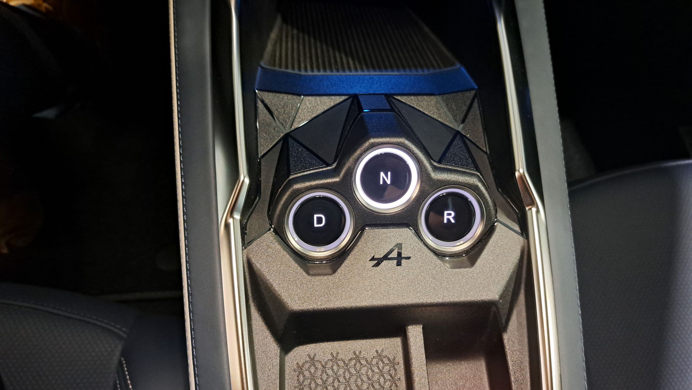 Alpine A290 Premiere Edition, leder, GPS, camera, zetelverwarming.