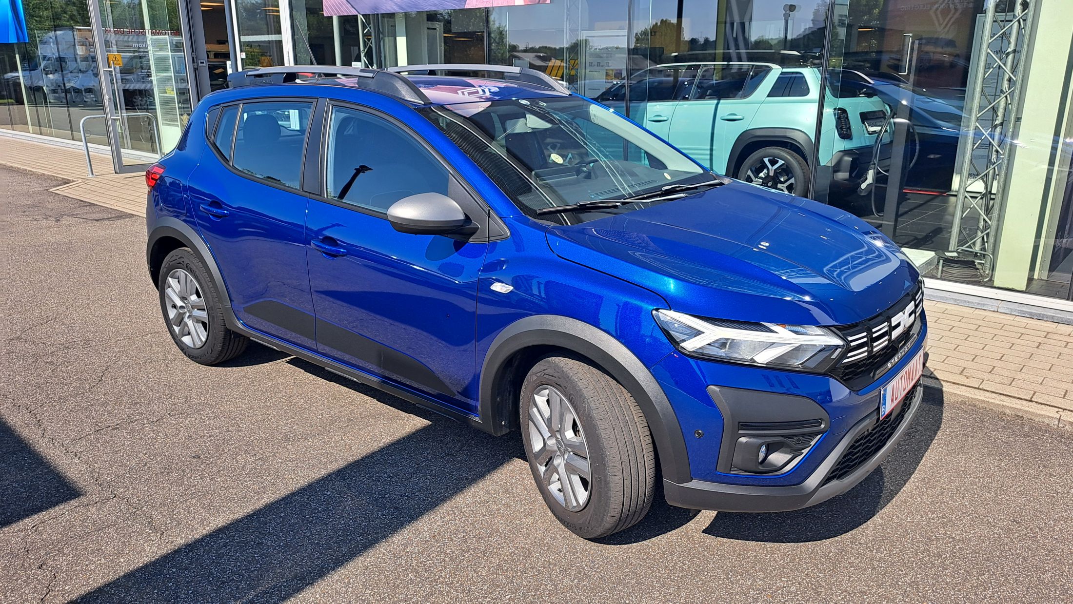 Dacia Stepway TCe90 AUTOMAAT, sensor V+A, camera, dodehoekw