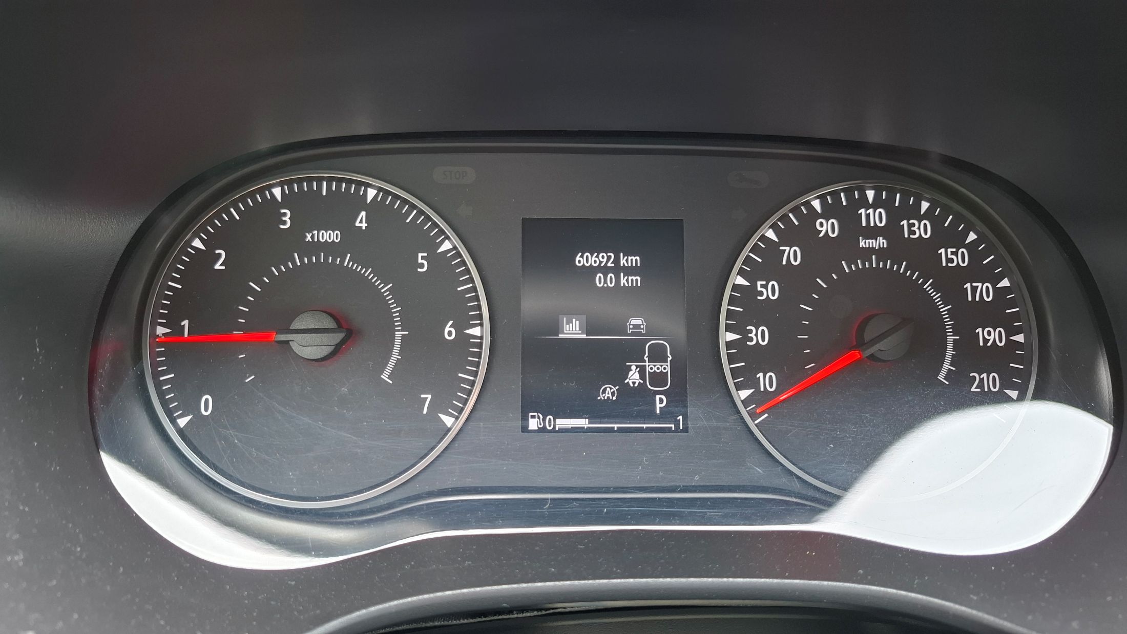 Dacia Stepway TCe 90 AUTOMAAT, airco, GPS, camera, dodehoekwaarschuwing, sensoren V+A