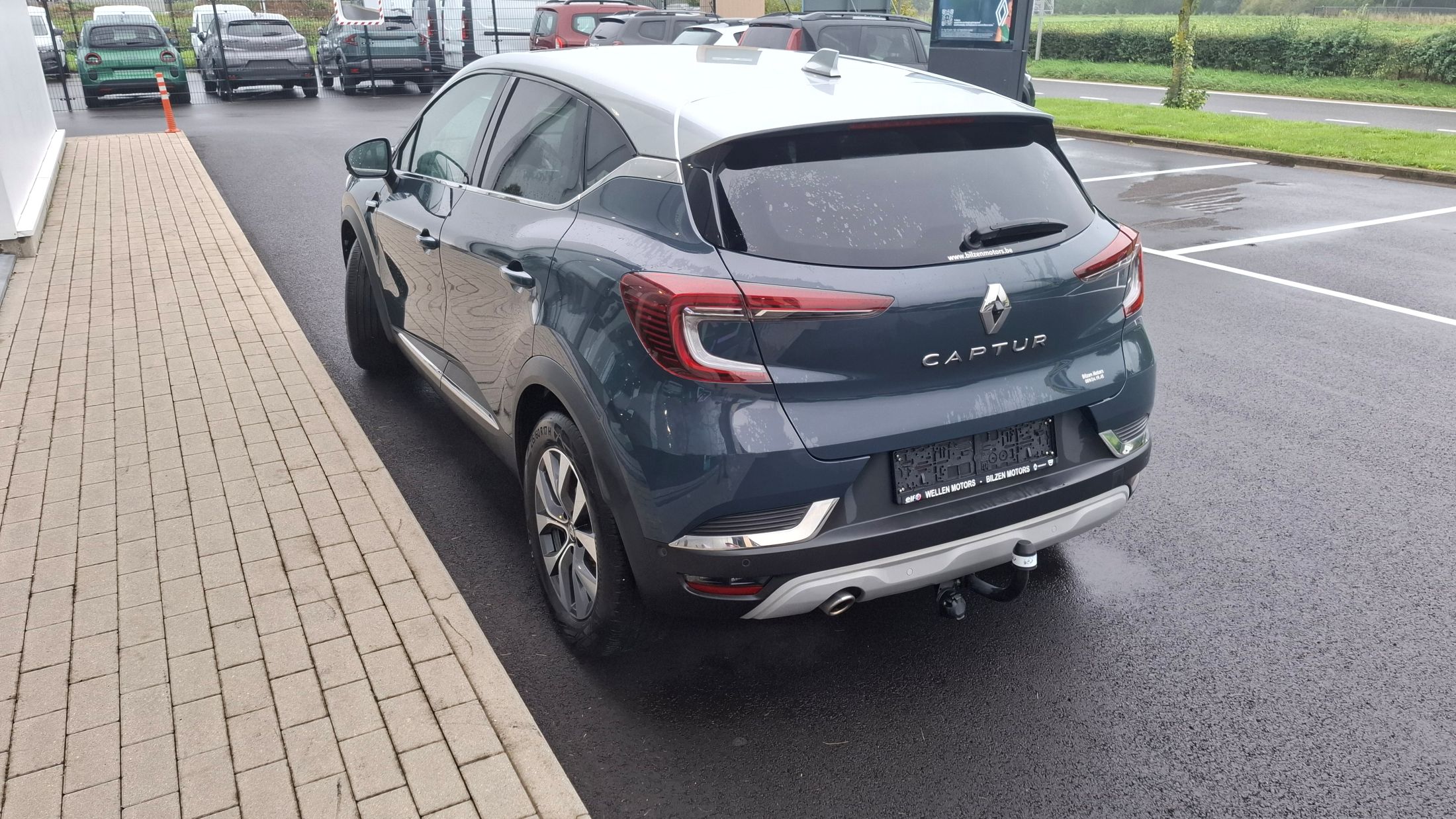 Renault Captur TCe 91 Pk, GPS, 360° camera, trekhaak, airco, sensoren V+A