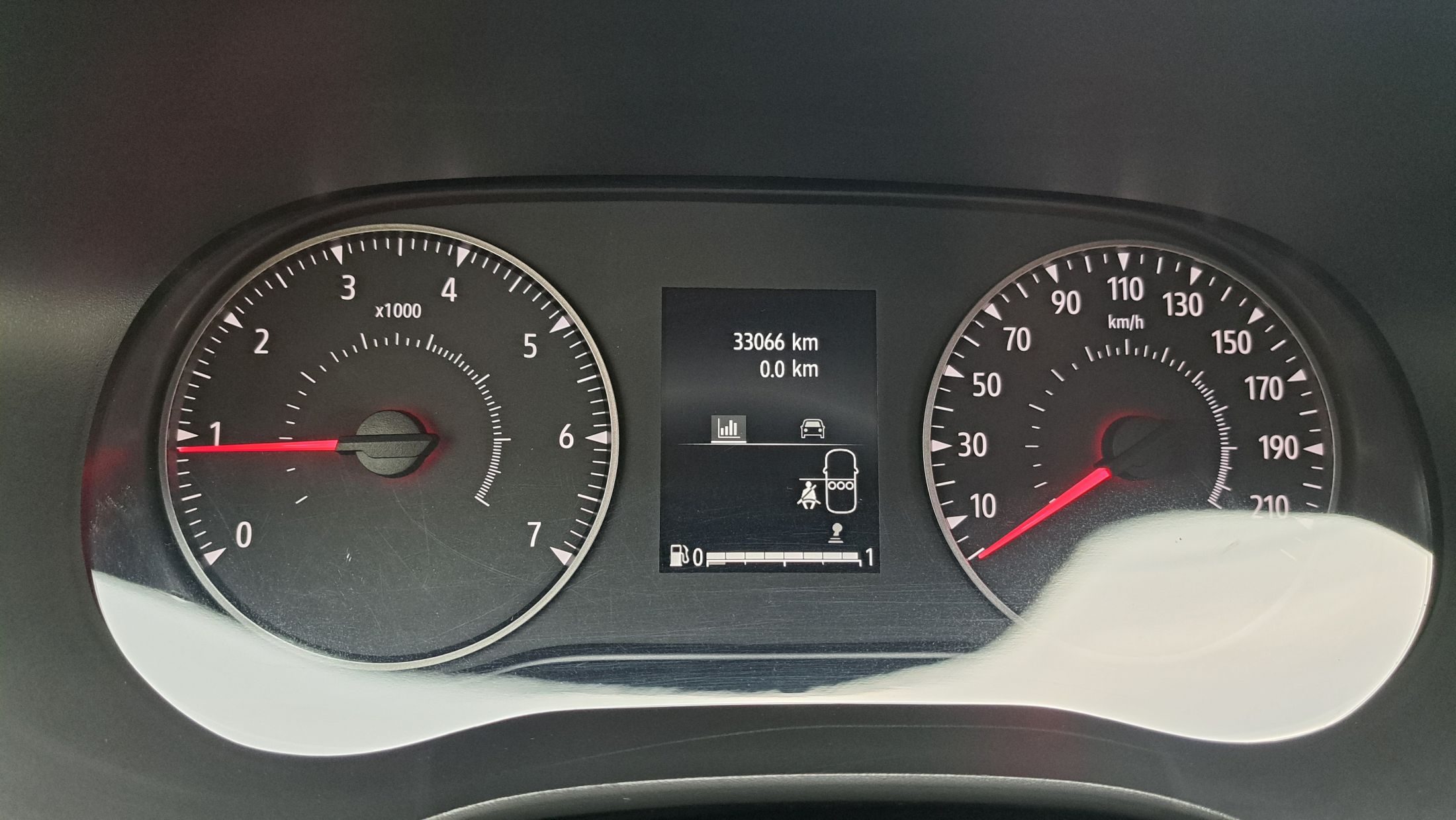 Dacia Stepway TCe 90, GPS, sensor V+A, camera, dodehoekwaarschuwing