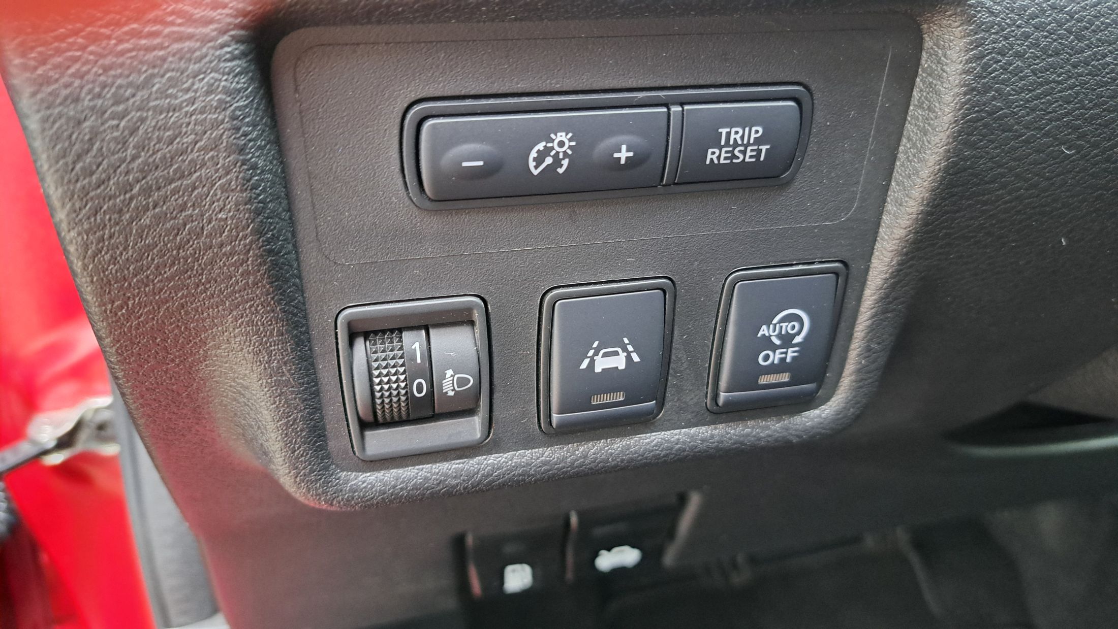 Nissan Micra TCe 92Pk, airco, GPS, sensor A, zetelverwarming