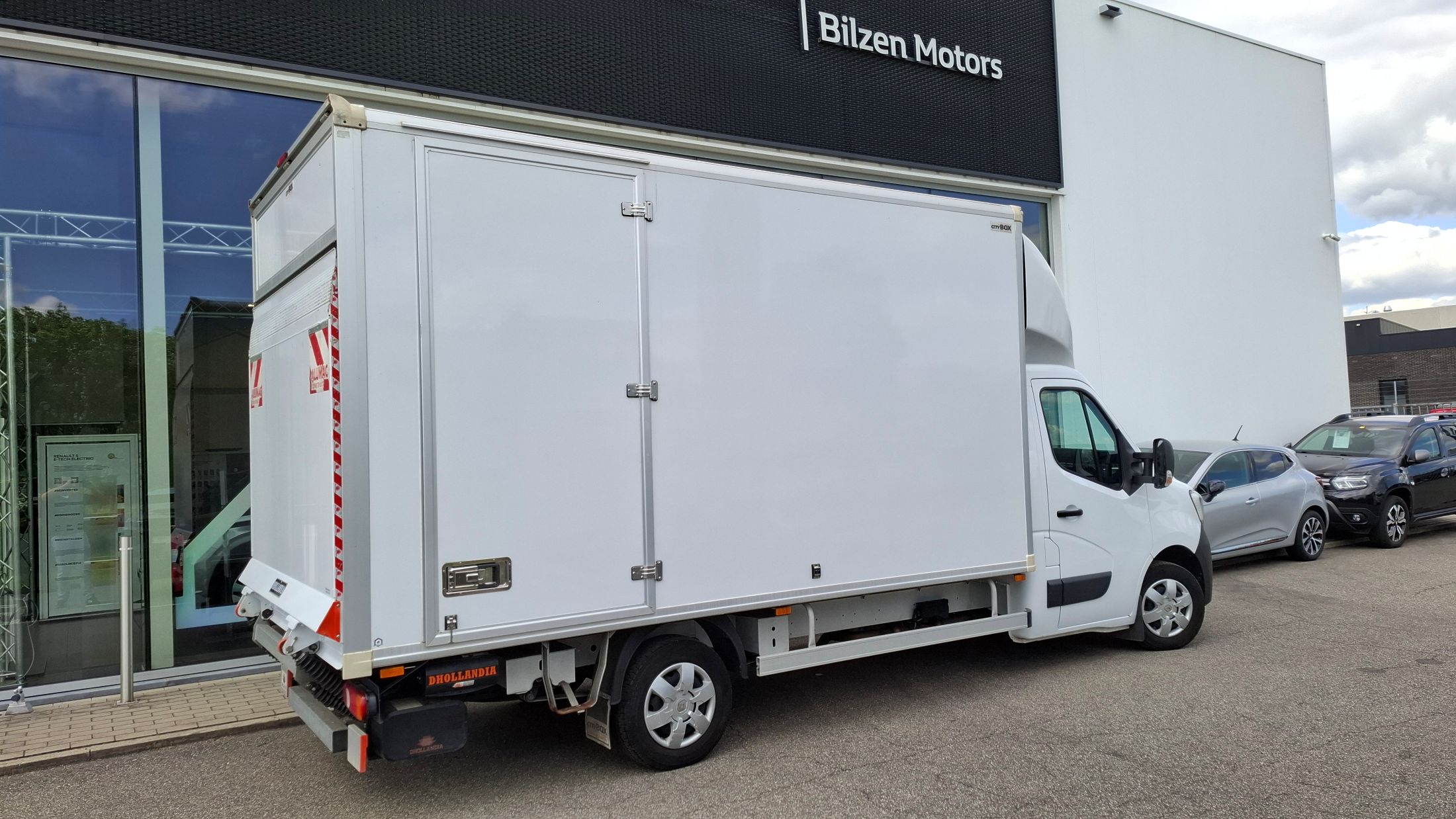 Renault Master Cargo 2299/165Pk, GPS, airco, laadklep 750Kg