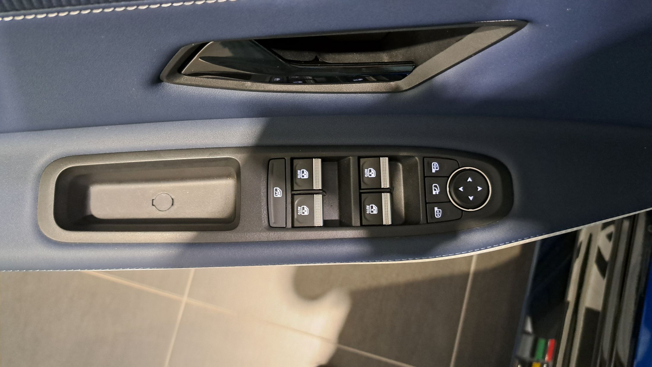 Alpine A290 Premiere Edition, leder, GPS, camera, zetelverwarming.