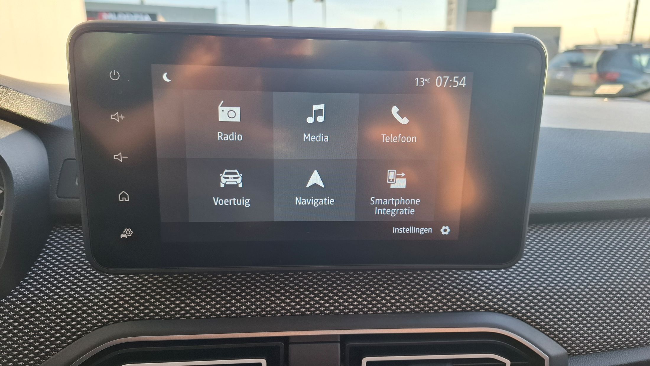 Dacia Sandero TCe 90, airco, GPS, sensoren V+A, camera, dodehoekwaarschuwing