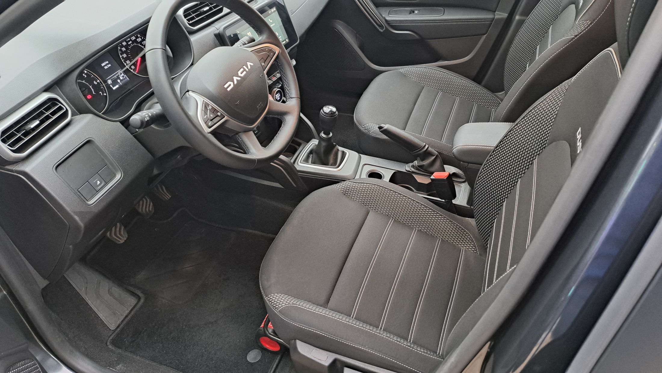 Dacia Duster TCe 90, airco, GPS, camera, dodehoekwaarschuwing, sensor V+A