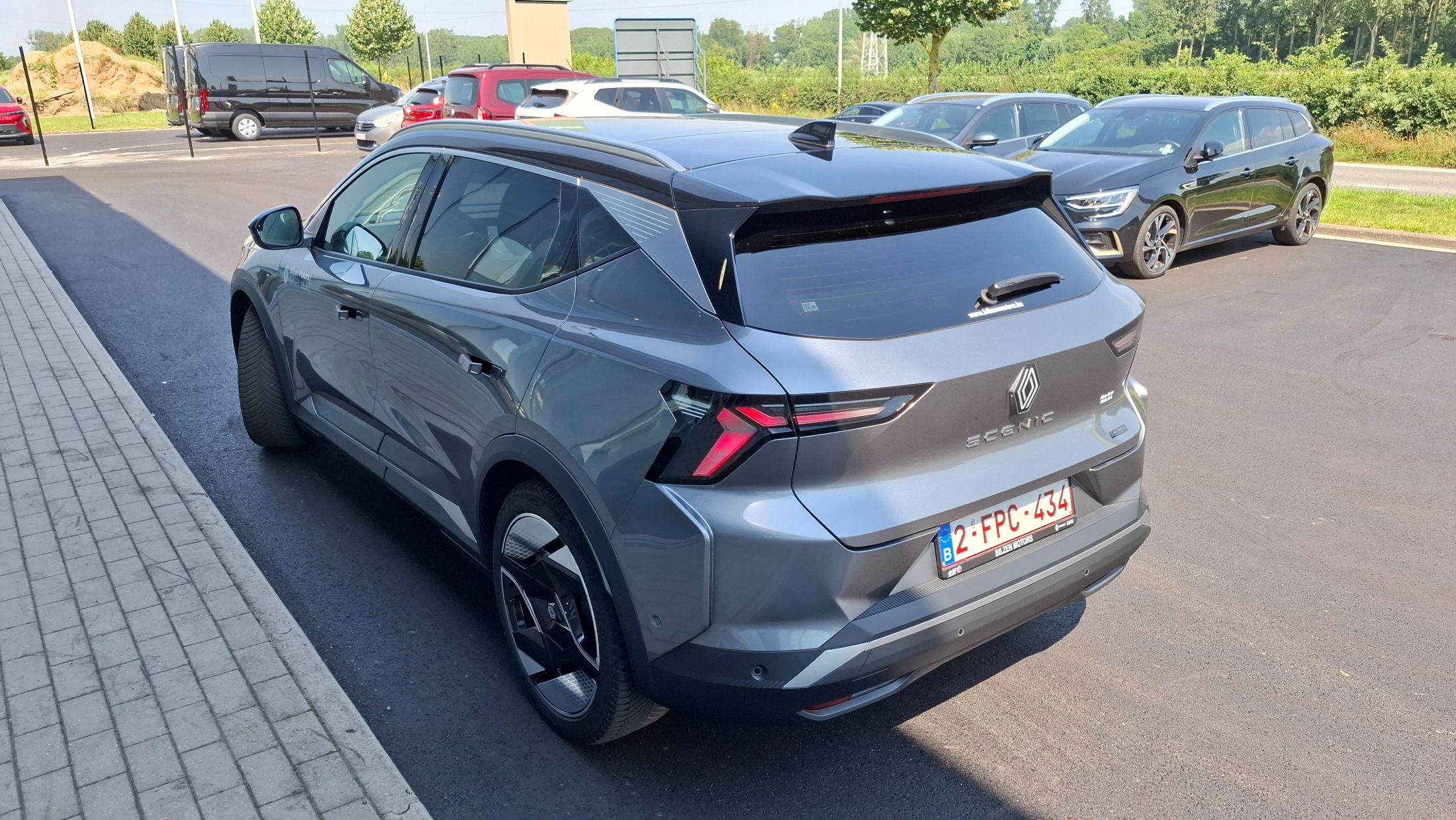Renault Scenic E-Tech electric Iconic 220 hp long range DEMO
