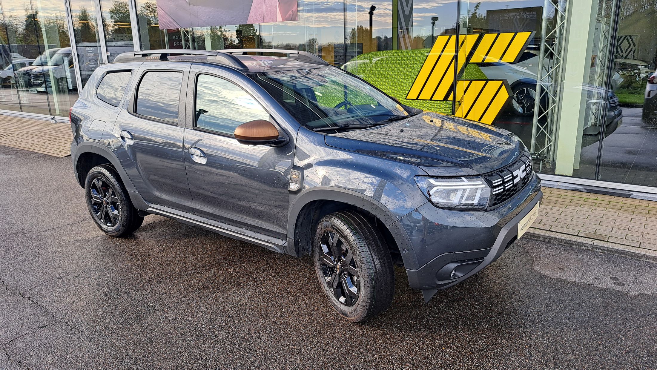 Dacia Duster Extreme TCe 130, airco, GPS, dodehoekwaarschuwing, 360 camera