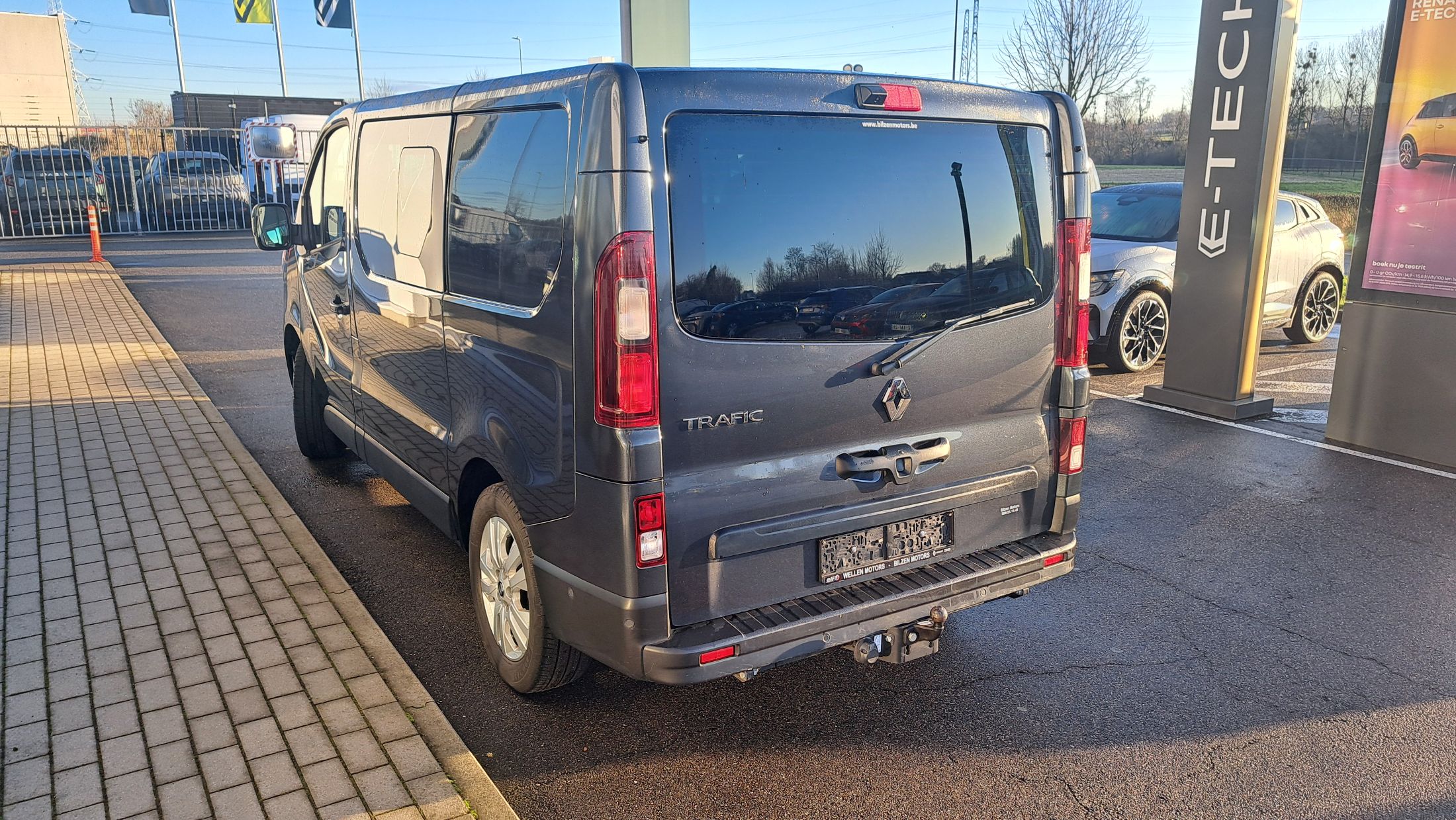 Renault Trafic Dubbele cab 150 Pk, GPS, dodehoekw, 24380 ex