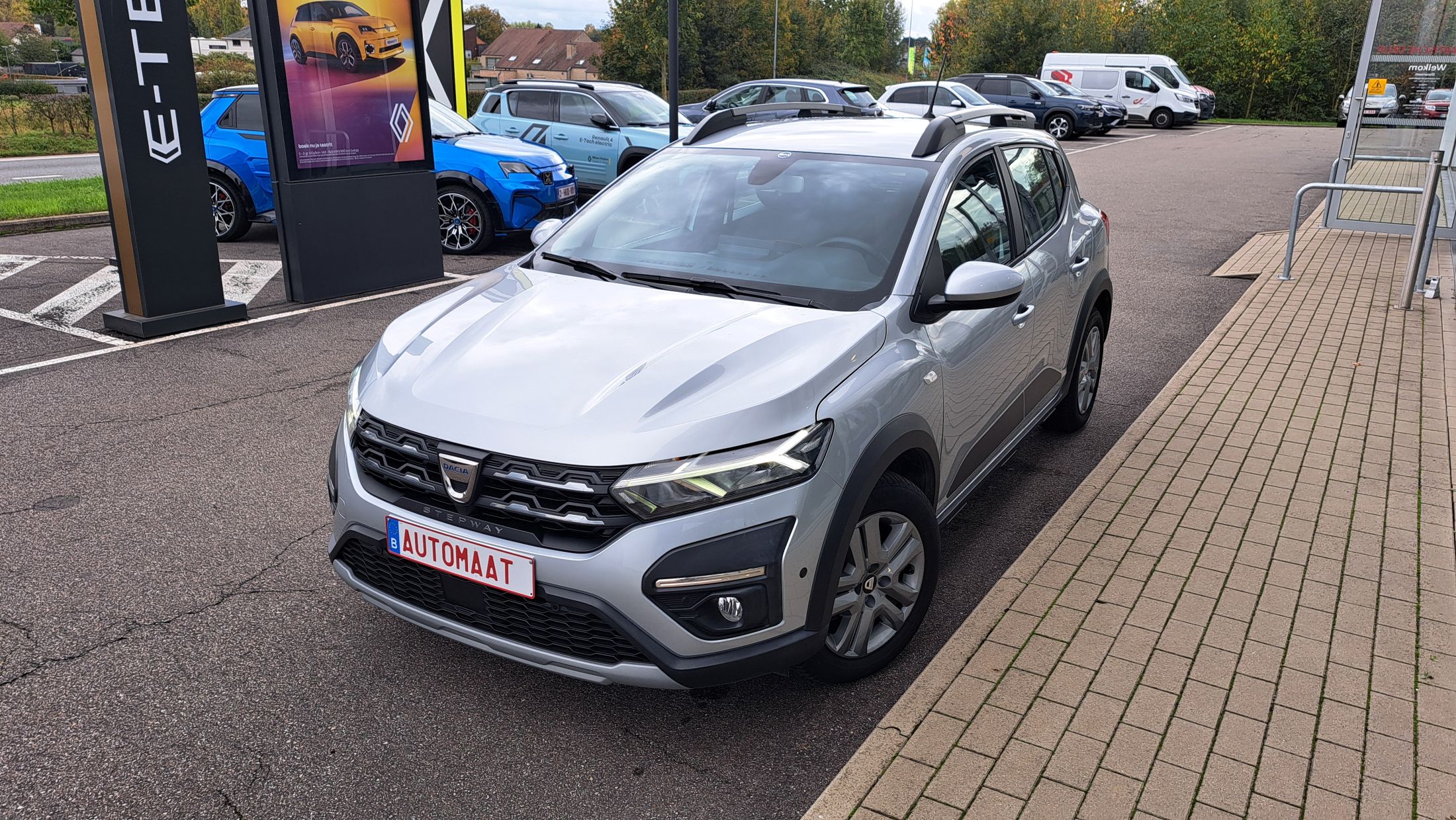 Dacia Sandero Stepway TCe 90 AUTOMAAT, GPS, camera, sensoren V+A, dodehoekw.