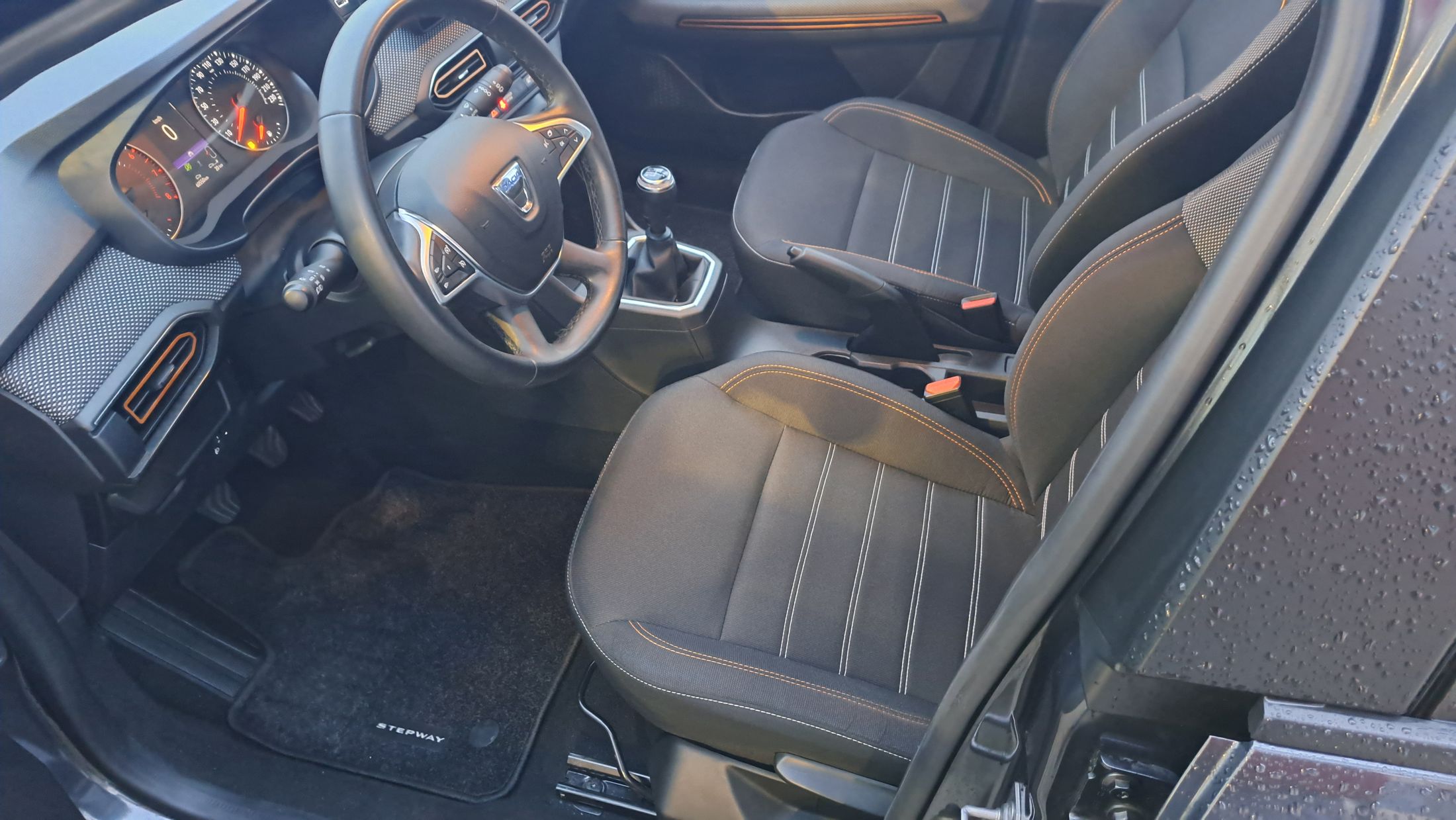 Dacia Sandero Stepway TCe 90, camera, sensor V+A, dodehoekw