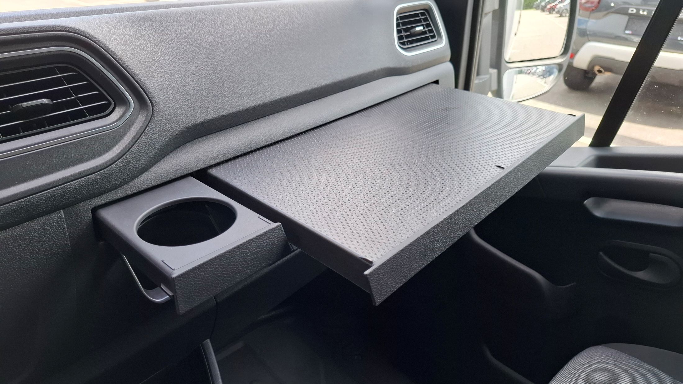 Renault Master Cargo 2299/165Pk, GPS, airco, laadklep 750Kg