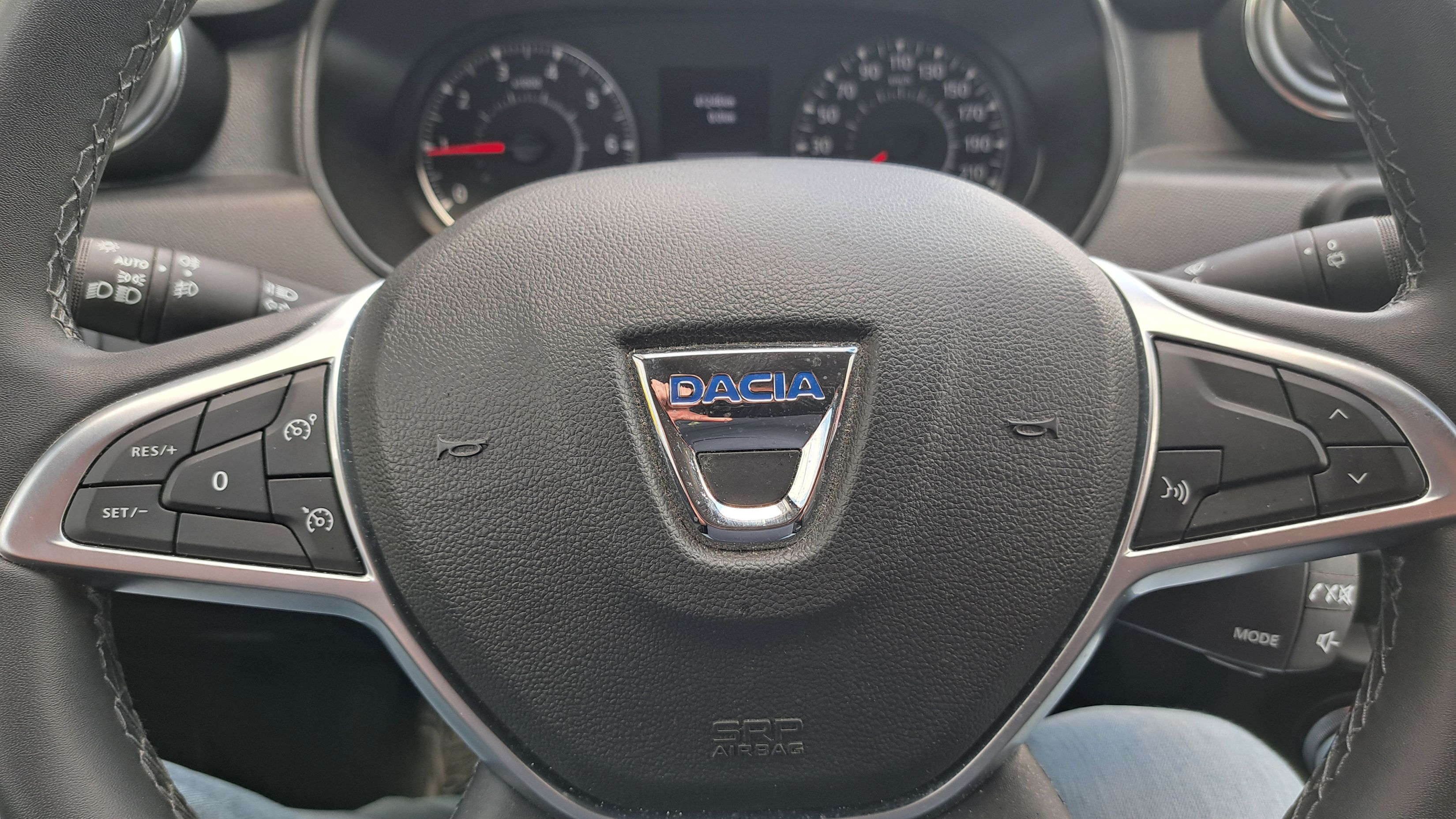 Dacia Duster 150Pk automaat, 360 camera, sensor A, dodehoekw.