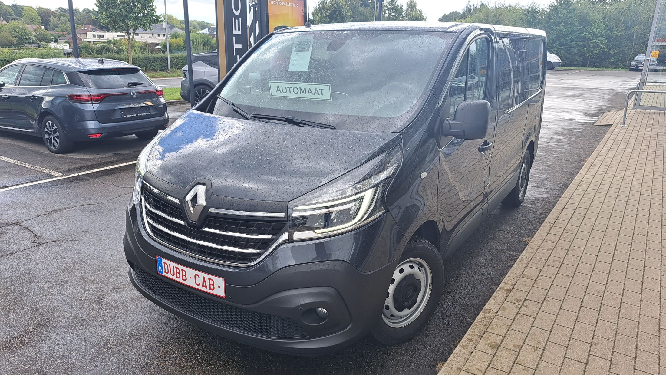 Renault Trafic Dubbele Cabine 2.0, 145 Pk AUTOMAAT, trekhaak, GPS, camera, 5 zitplaatsen