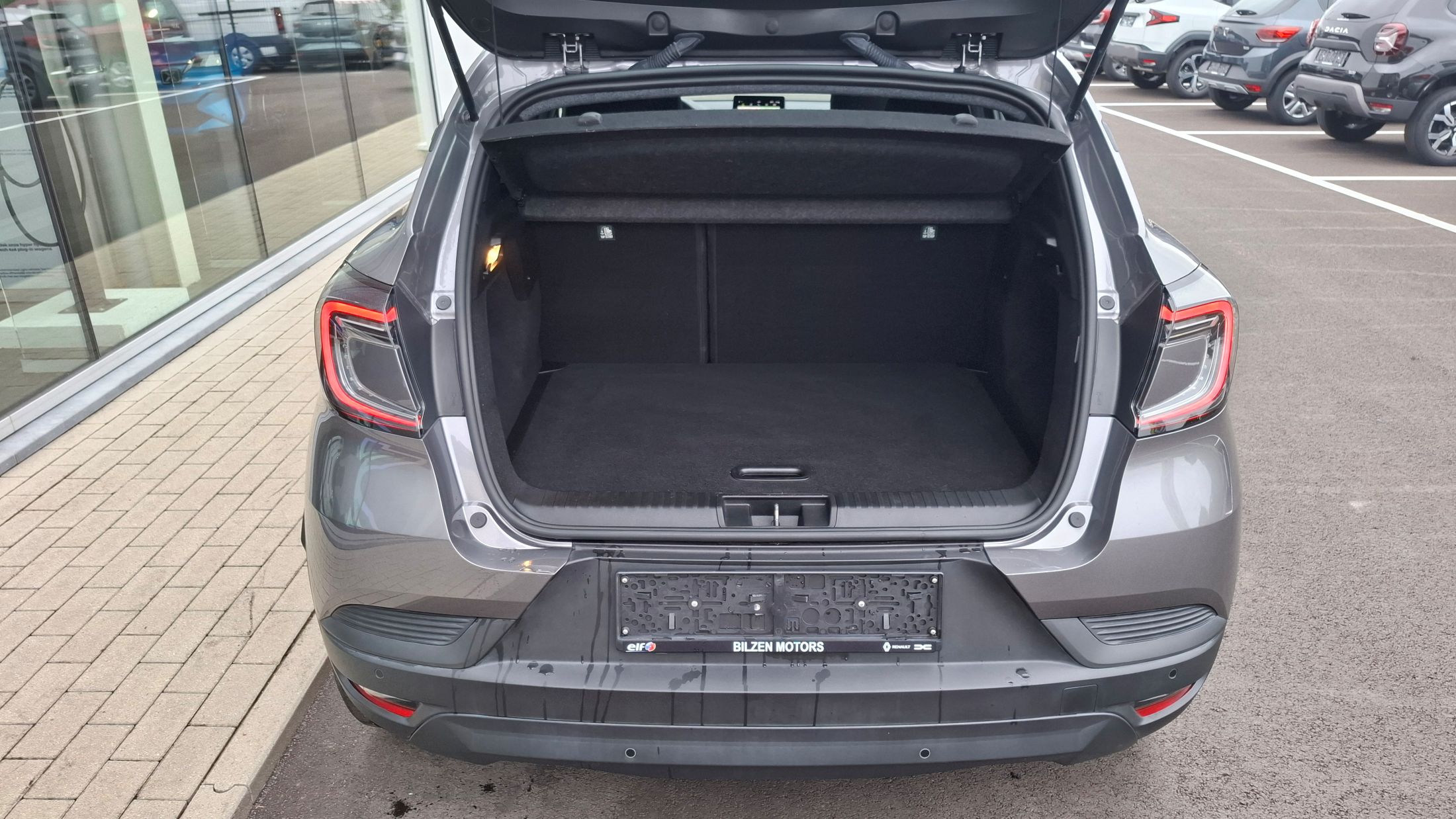 Renault Captur TCe 90, airco, GPS, sensoren V+A, camera
