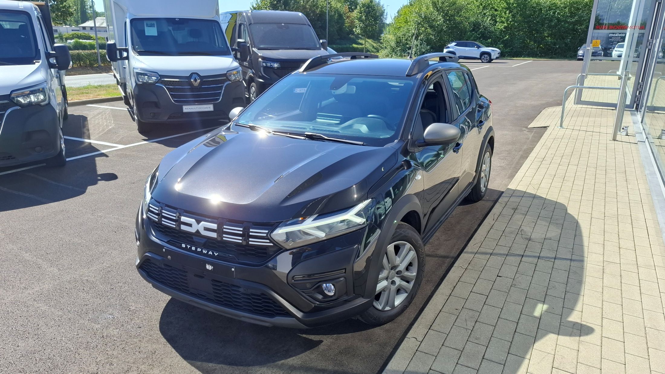 Dacia Stepway TCe 90, airco, GPS, sensor V+A, dodehoekwaarschuwing