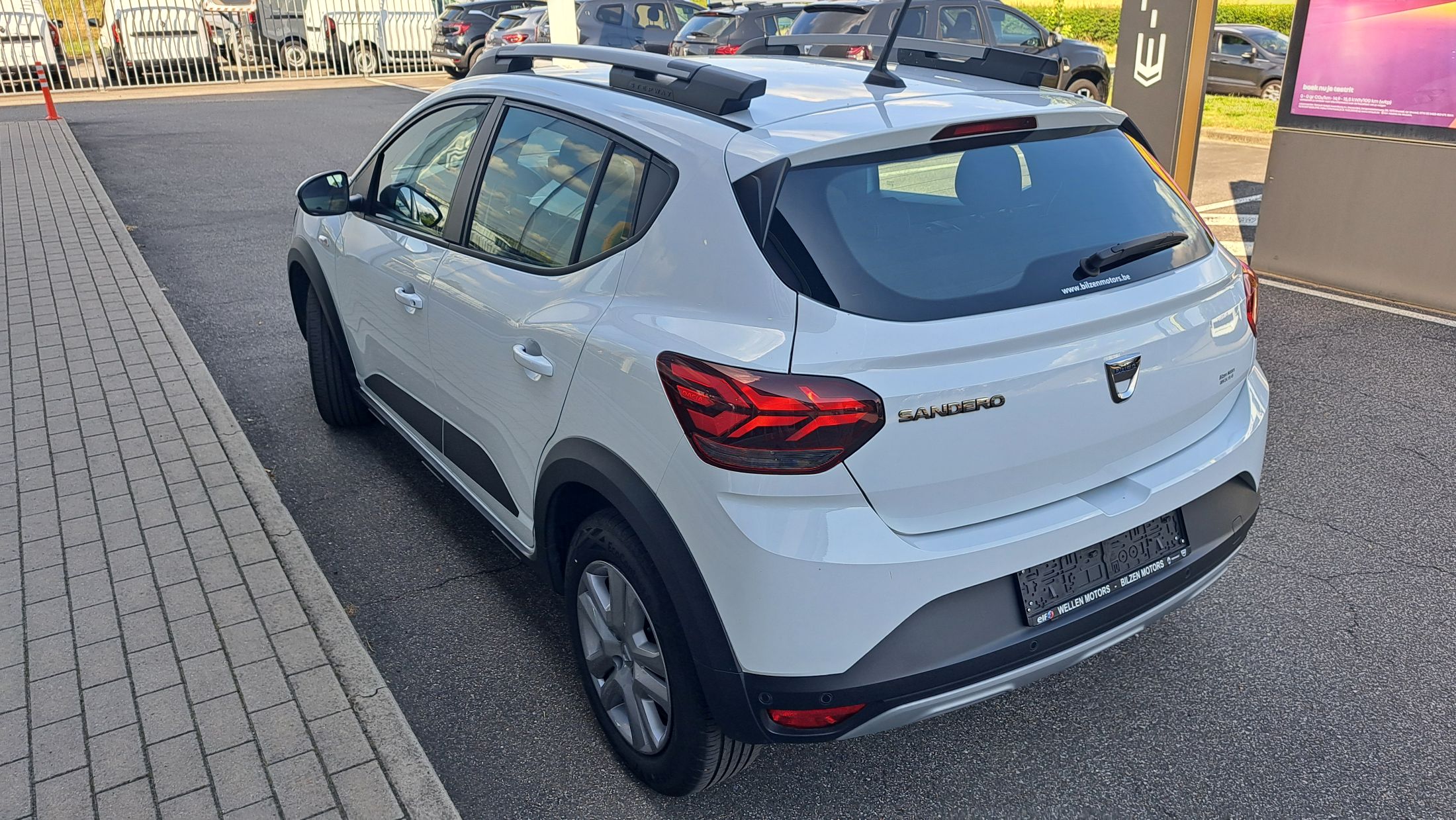 Dacia Stepway TCe 90 benzine/LPG, sensor V+A, GPS, dodehoekw