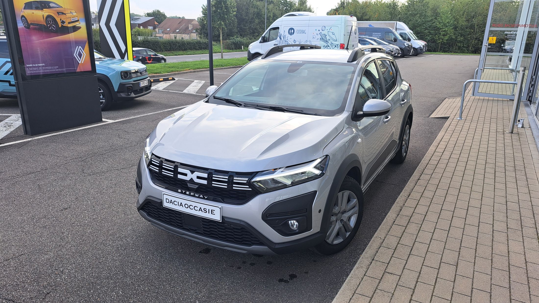 Dacia Stepway TCe 90, GPS, sensor V+A, camera, dodehoekwaarschuwing