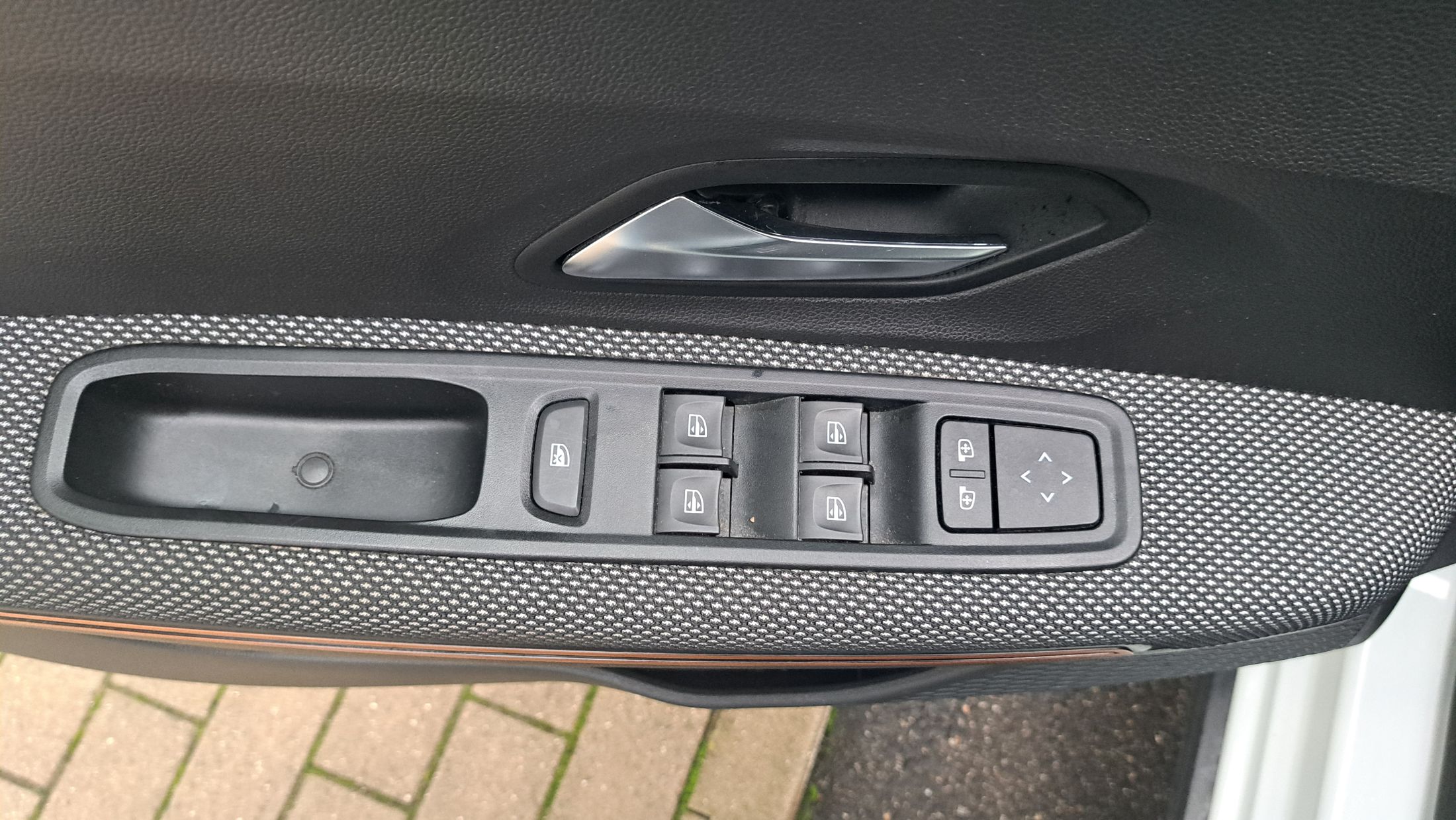 Dacia Sandero Stepway TCe90, GPS, camera, sensoren V+A, dodehoekwaarschuwing