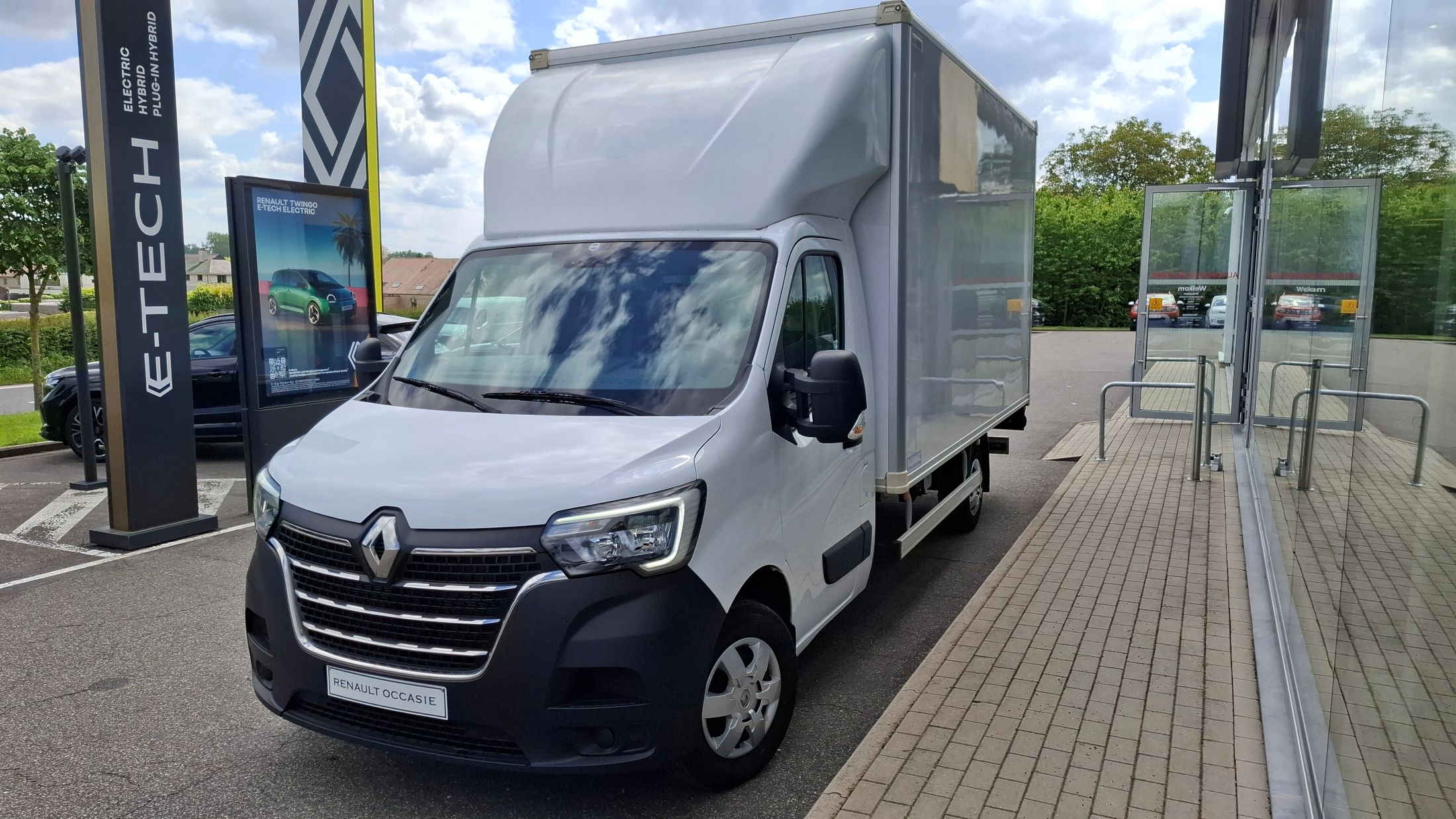 Renault Master Cargo 2299/165Pk, GPS, airco, laadklep 750Kg