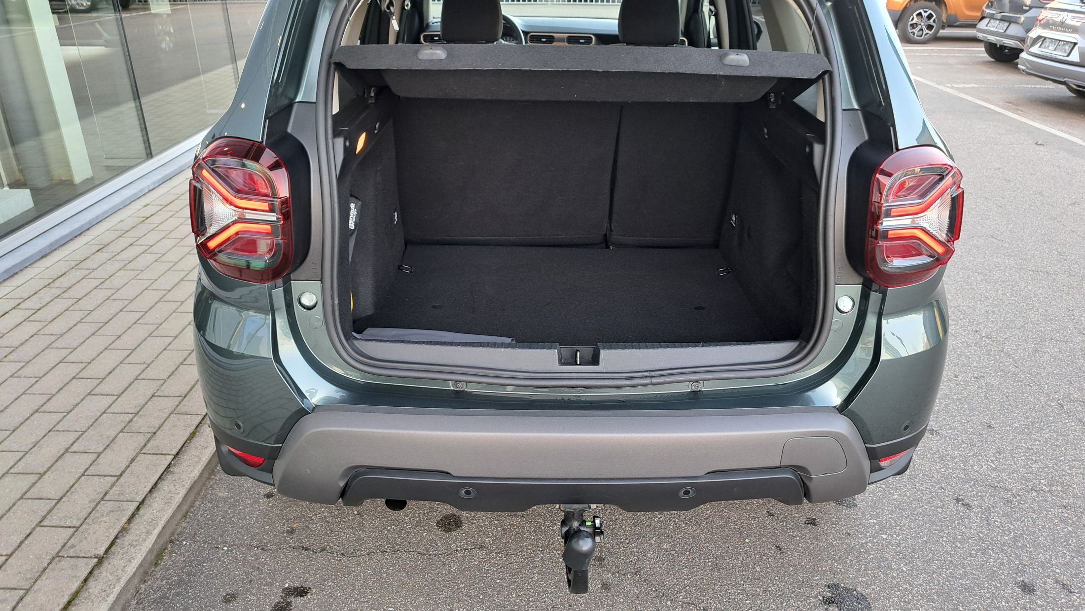 Dacia Duster 1332cc 130 Pk, GPS, 360°camera, trekhaak, 20438km