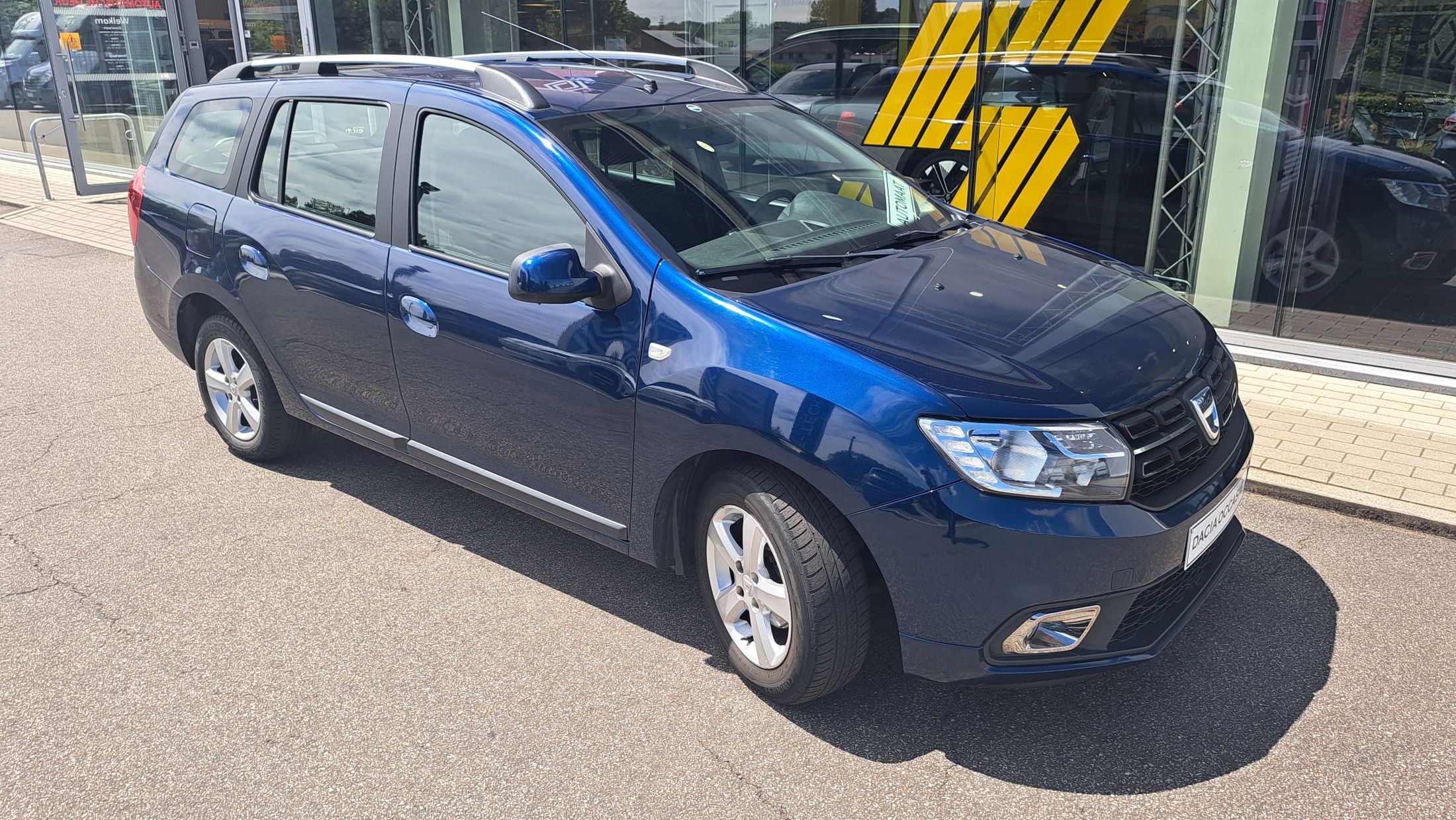 Dacia Logan MCV TCe 90 AUTOMAAT, airco, GPS, camera, trekhaak