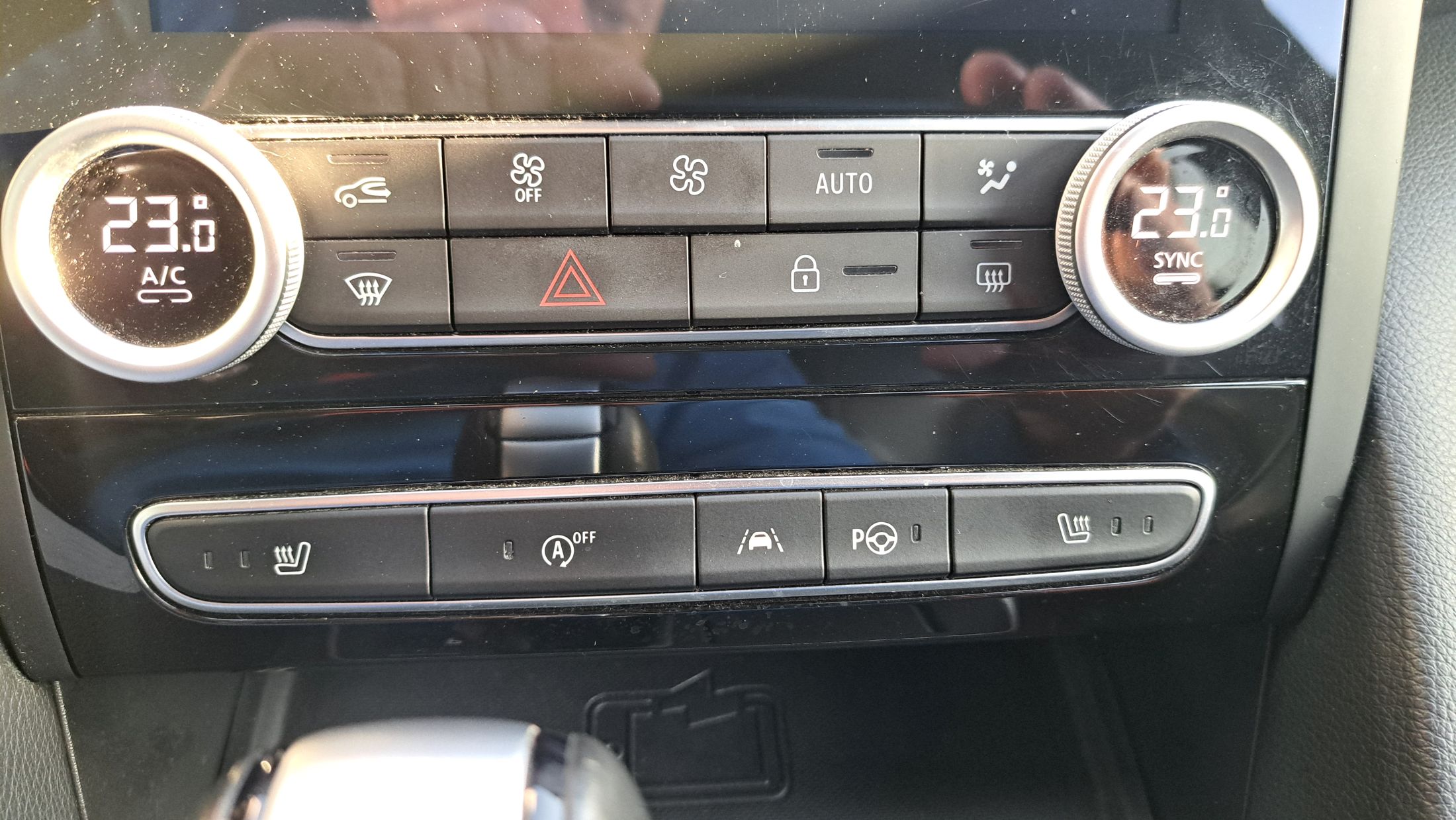 Renault Talisman GrandTour 160Pk benzine AUTOMAAT, wegklapbare trekhaak