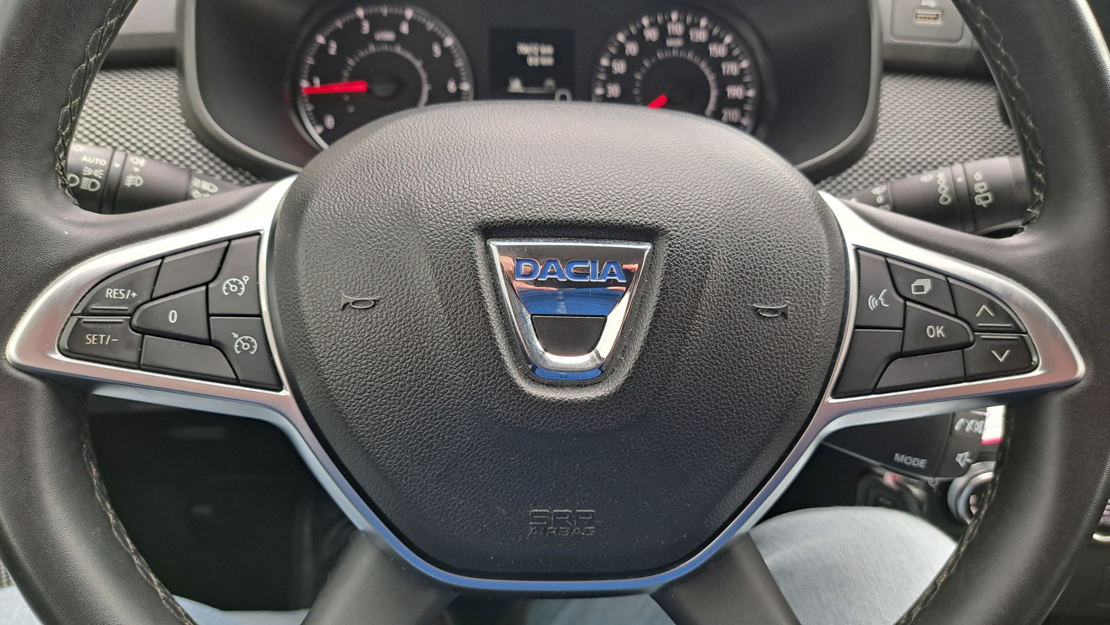 Dacia Sandero Stepway TCe 90 AUTOMAAT, GPS, camera, sensoren V+A, dodehoekw.