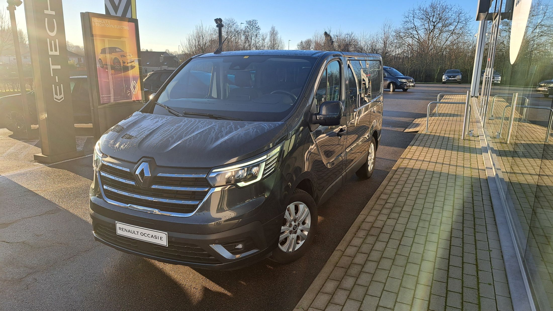 Renault  Trafic Dubbele cab 150 Pk, GPS, dodehoekw, 24380 ex