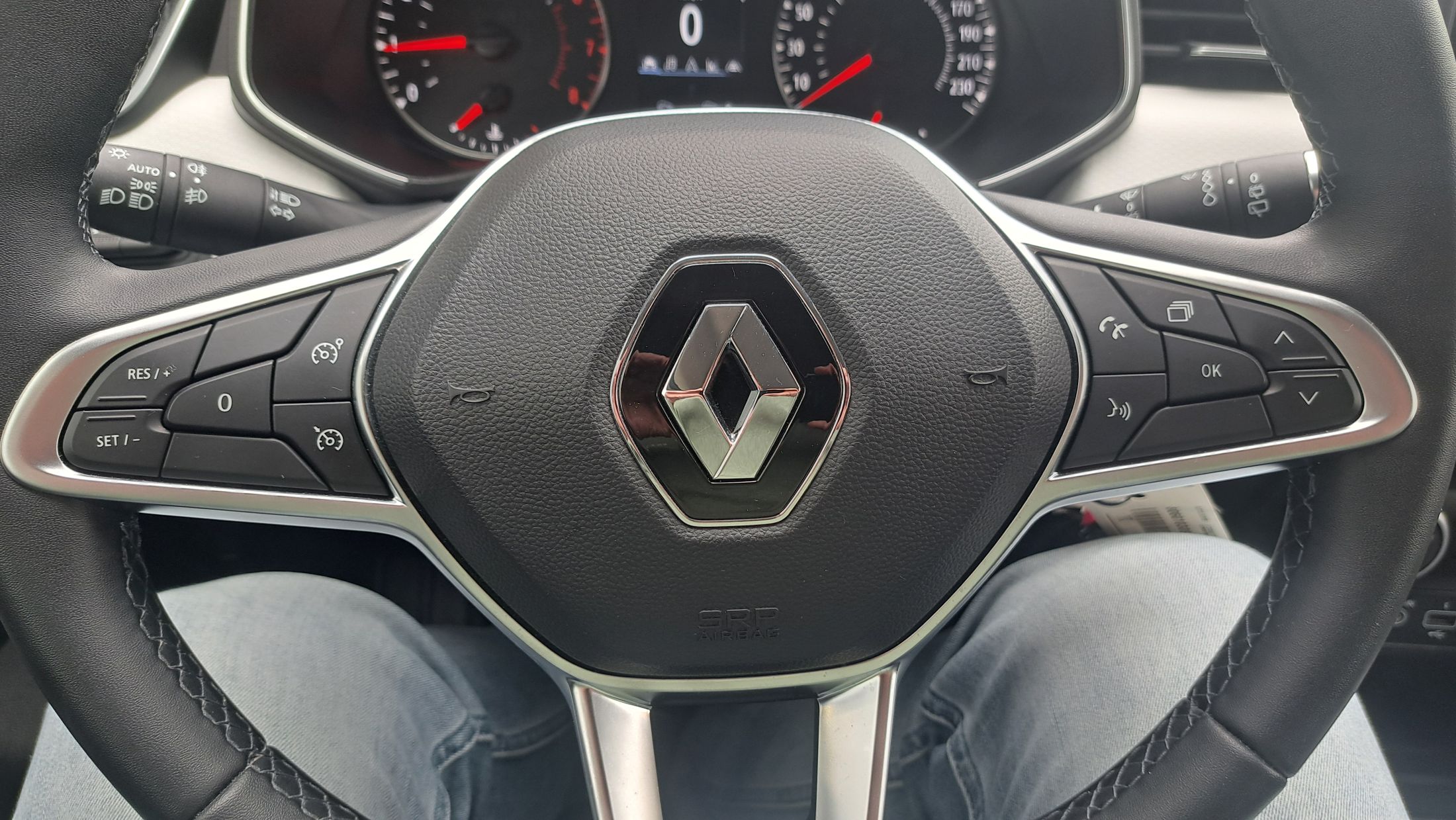 Renault Clio Limited TCe 90, airco, GPS, sensor A, camera