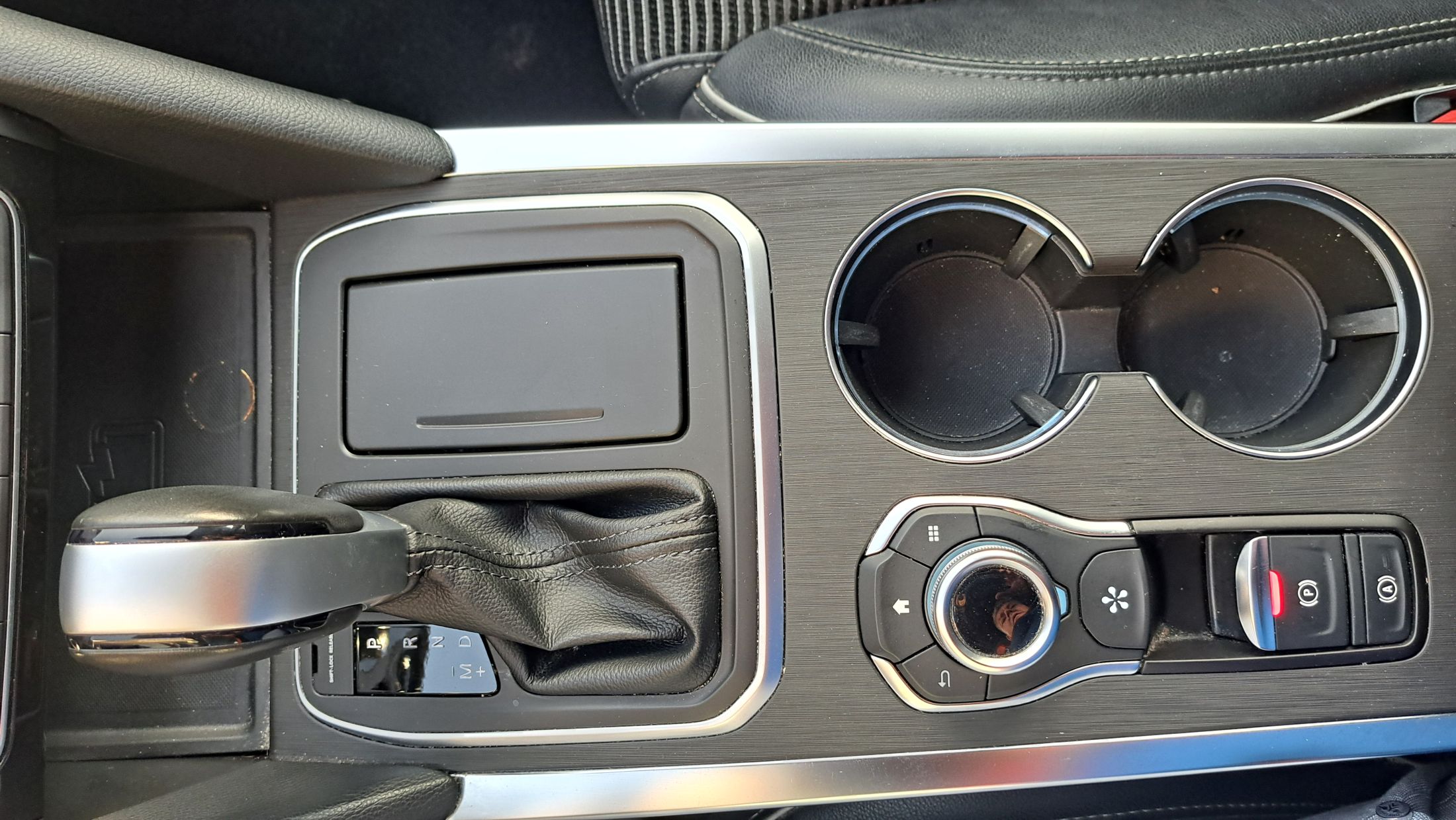 Renault Talisman GrandTour 160Pk benzine AUTOMAAT, wegklapbare trekhaak