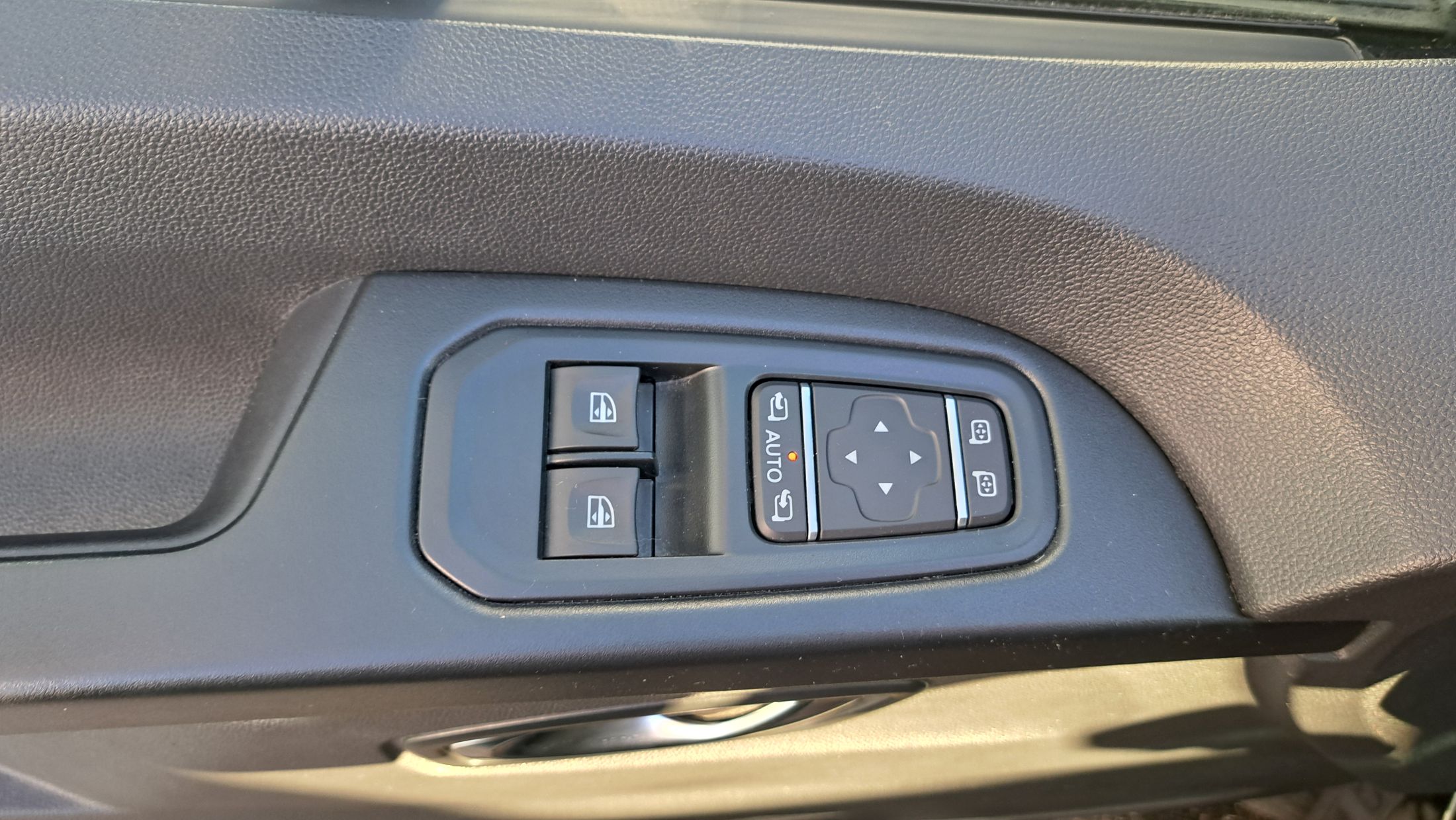 Renault Trafic Dubbele cab 150 Pk, GPS, dodehoekw, 24380 ex