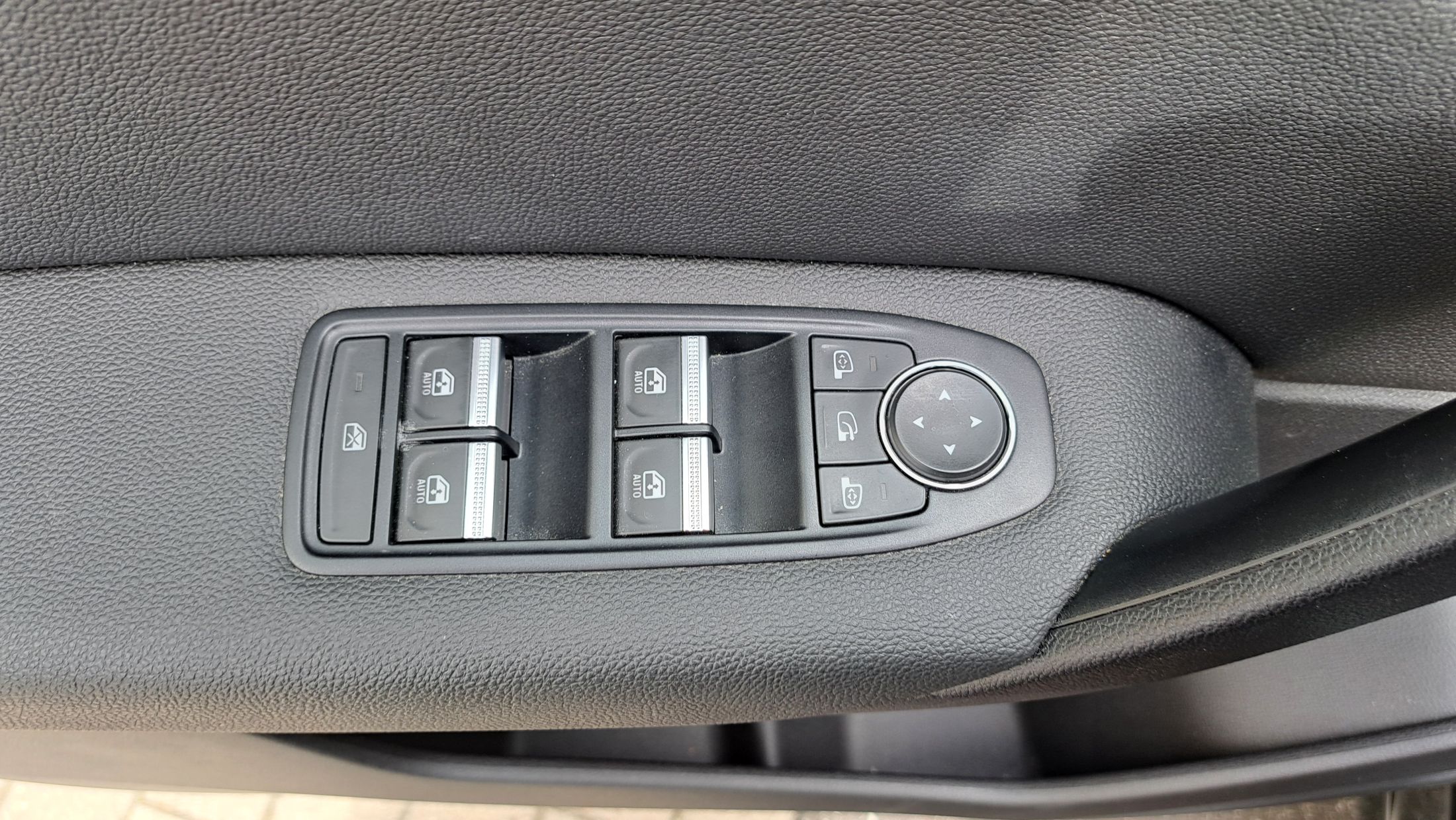 Renault Captur Intens TCe 130 Pk, sensoren V+A, camera, GPS