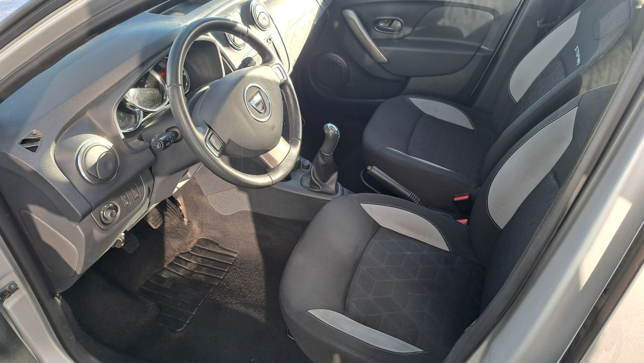 Dacia Sandero Stepway TCe 90, airco, GPS, sensor A , 79949km