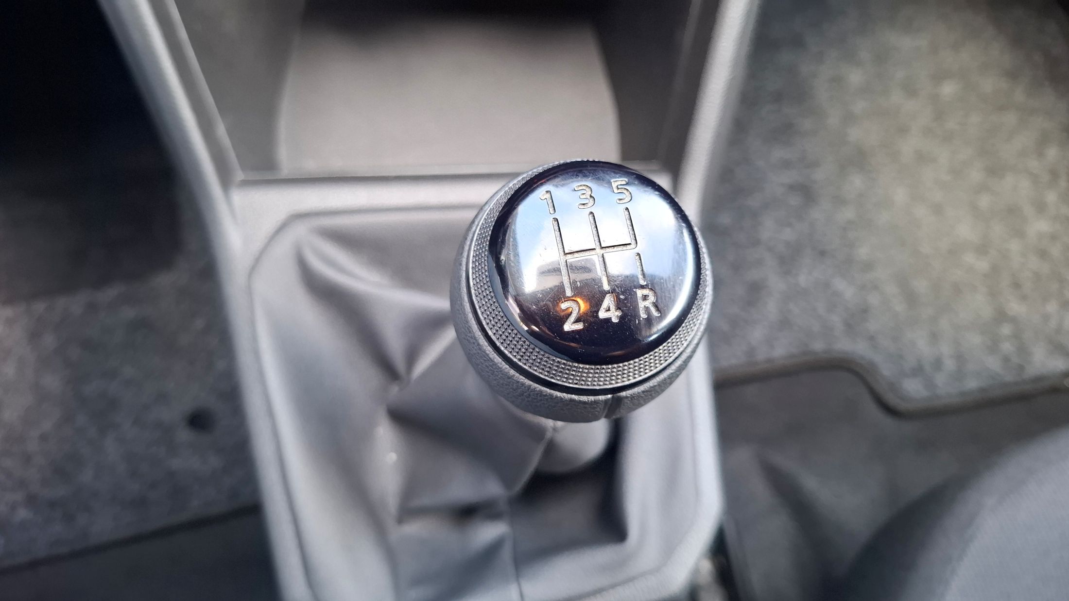 Dacia Sandero 67 Pk, airco, apple&android, garantie tot 22/ 03/2028