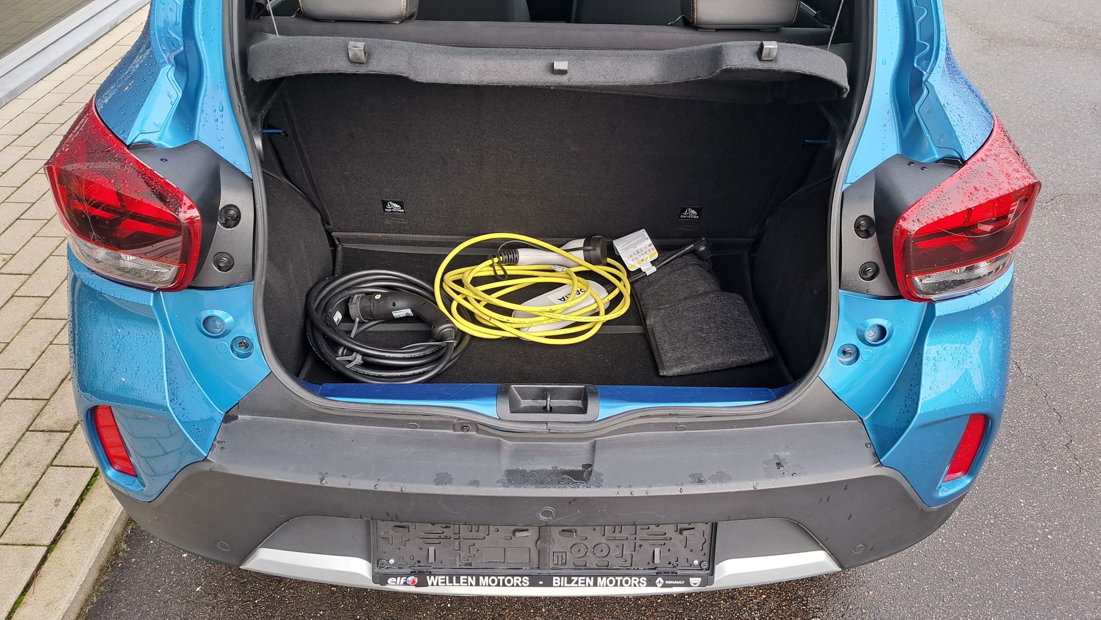 Dacia Spring 27.4 kWh Comfort Plus, airco, GPS, camera, sensoren.