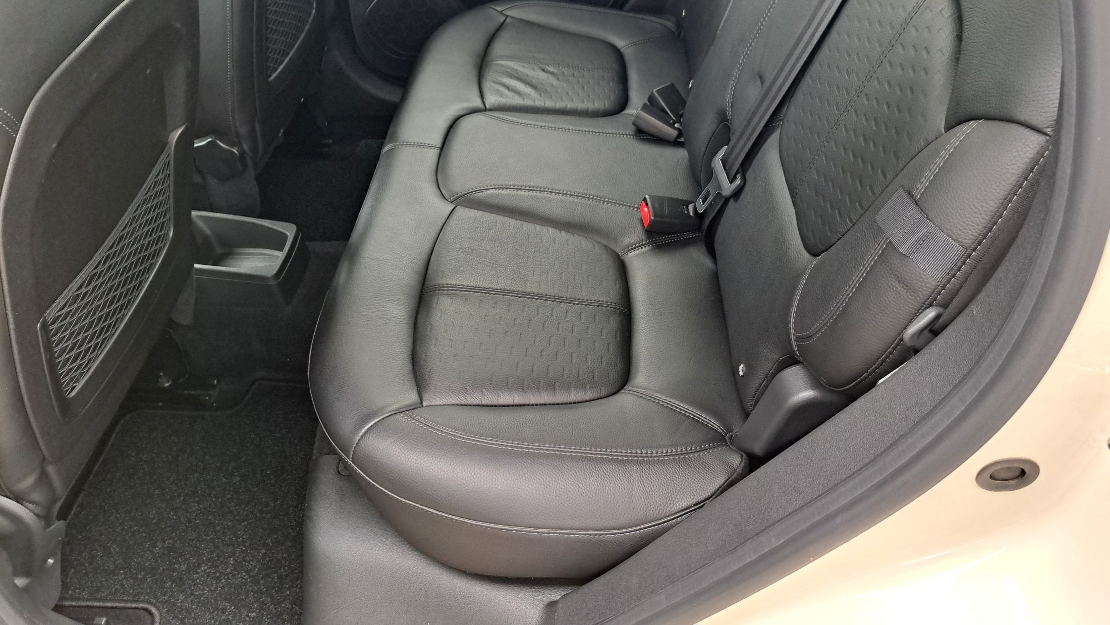 Renault Captur 1200cc 120Pk AUTOMAAT, GPS, camera, leder