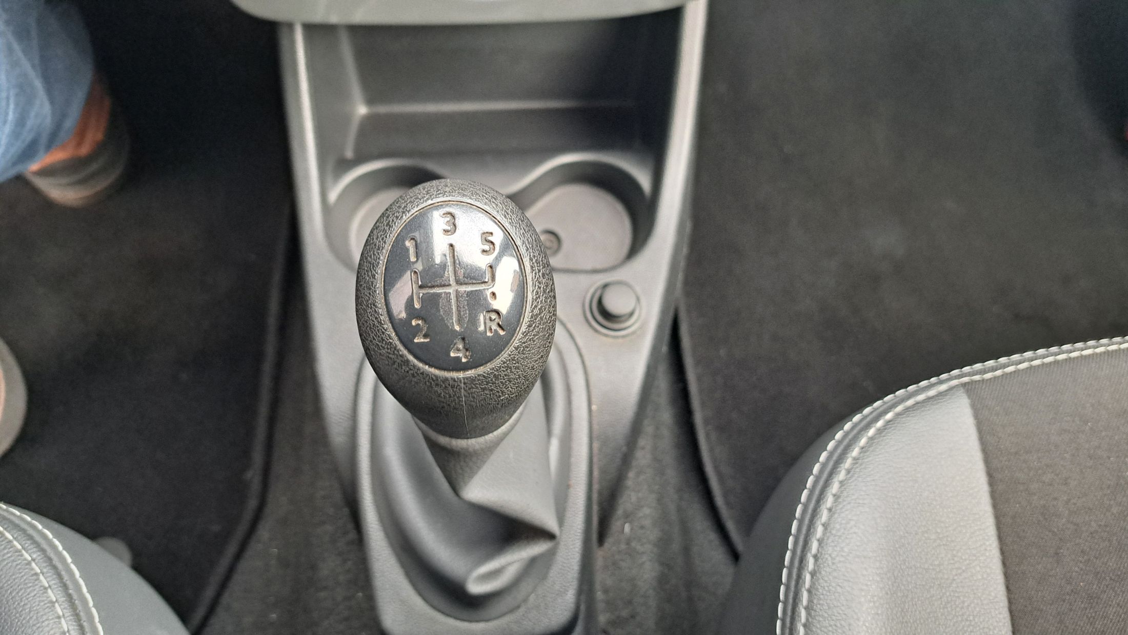 Dacia Sandero Stepway 1.6cc 85Pk, airco, centrale deurvergrendeling.