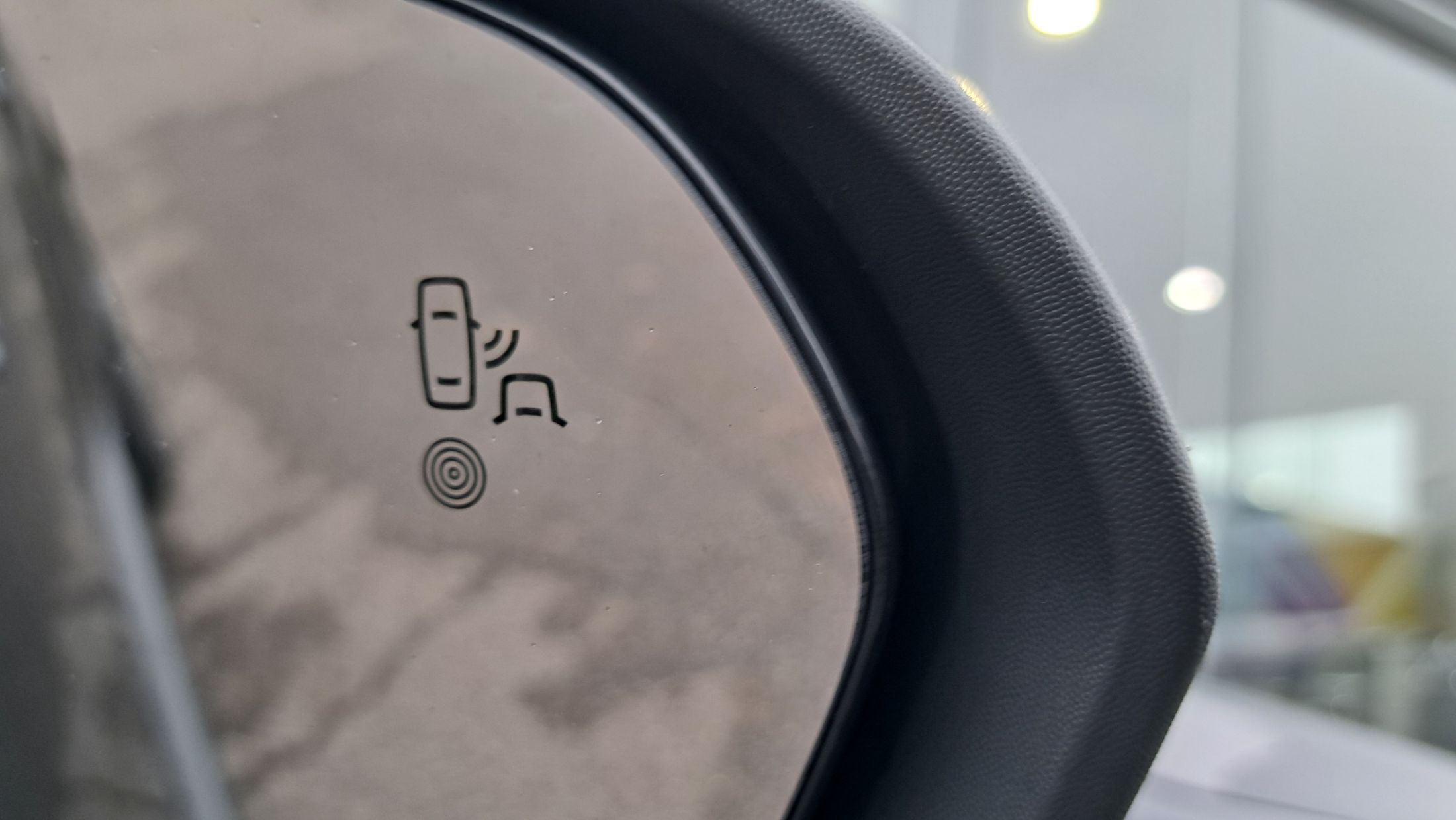 Dacia Duster TCe 90, airco, GPS, camera, dodehoekwaarschuwing, sensor V+A