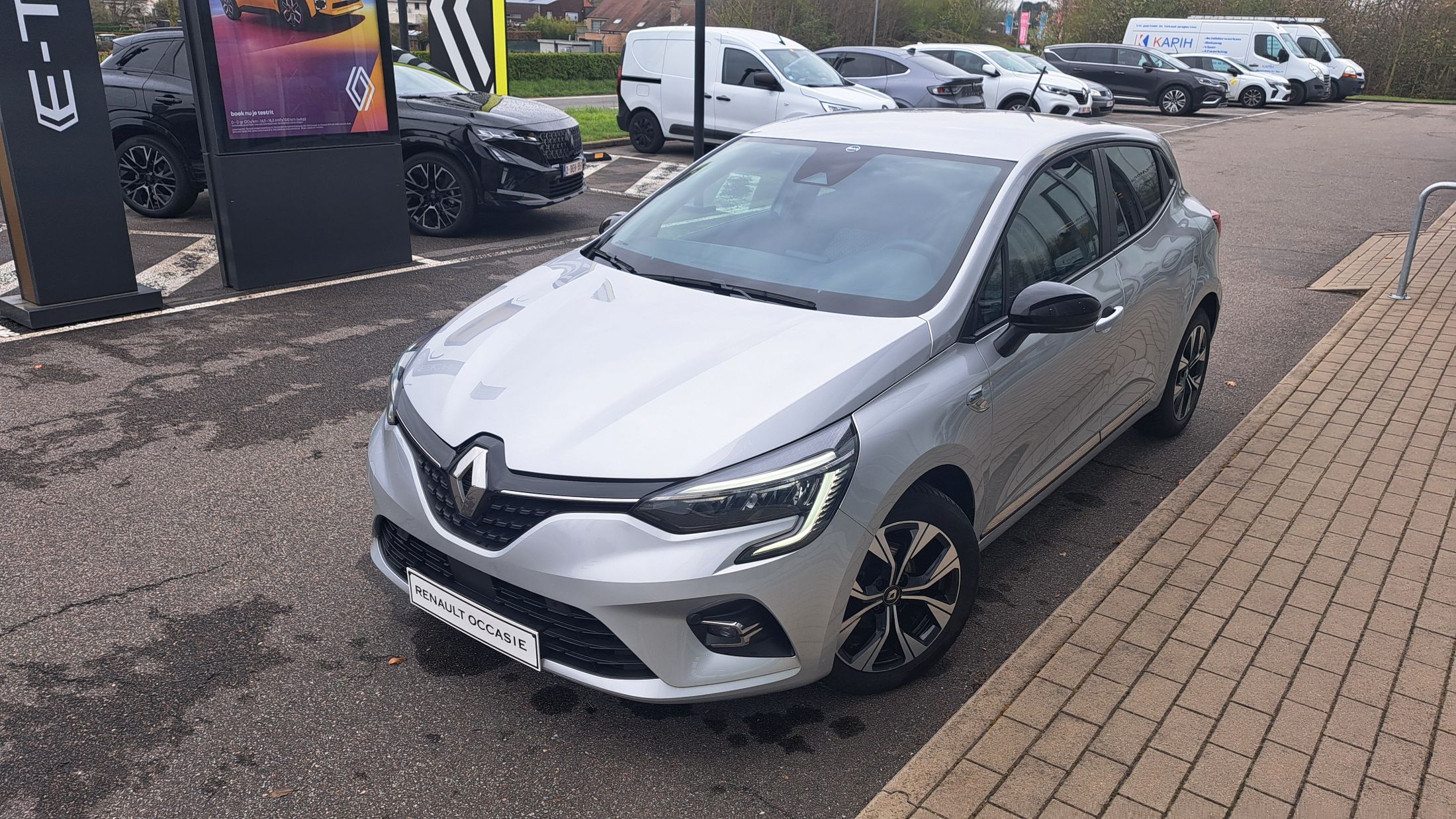 Renault Clio Limited TCe 90, airco, GPS, sensor A, camera