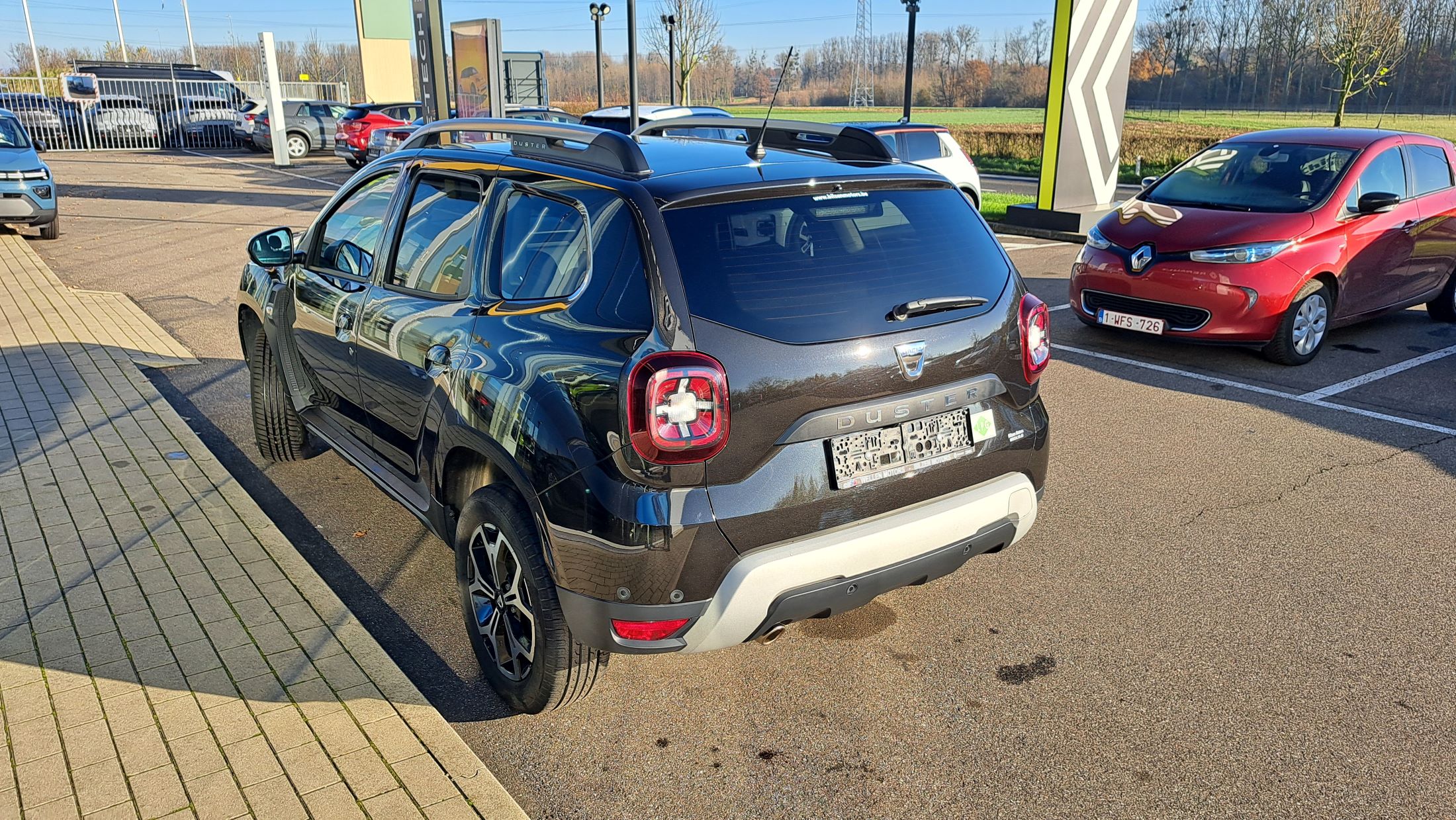 Dacia Duster TCe 90, airco, GPS, 360 camera, dodehoekwaarschuwing, sensoren V+A