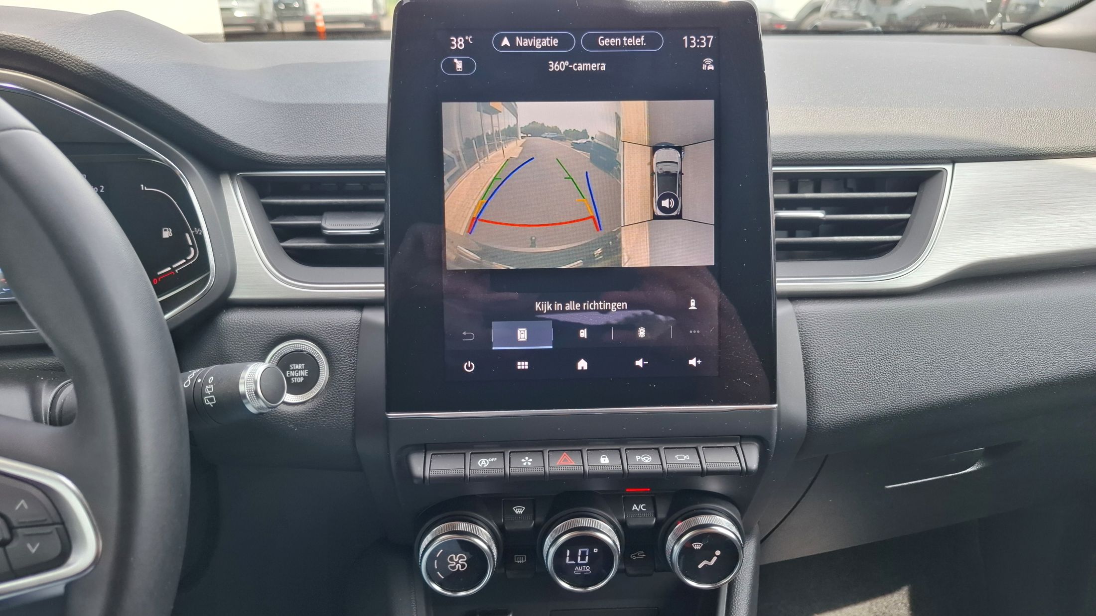 Renault Captur TCe 90, airco, GPS, sensor V+A, 360° camera, trekhaak