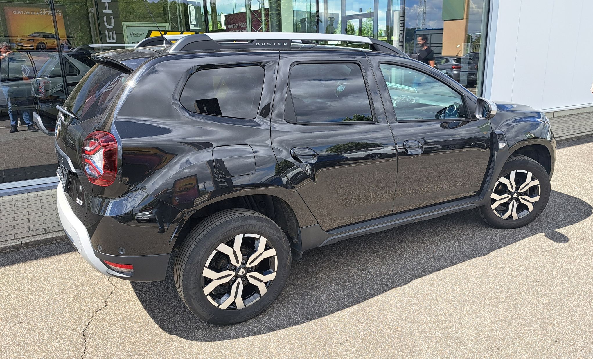 Dacia Duster 150Pk automaat, 360 camera, sensor A, dodehoekw.