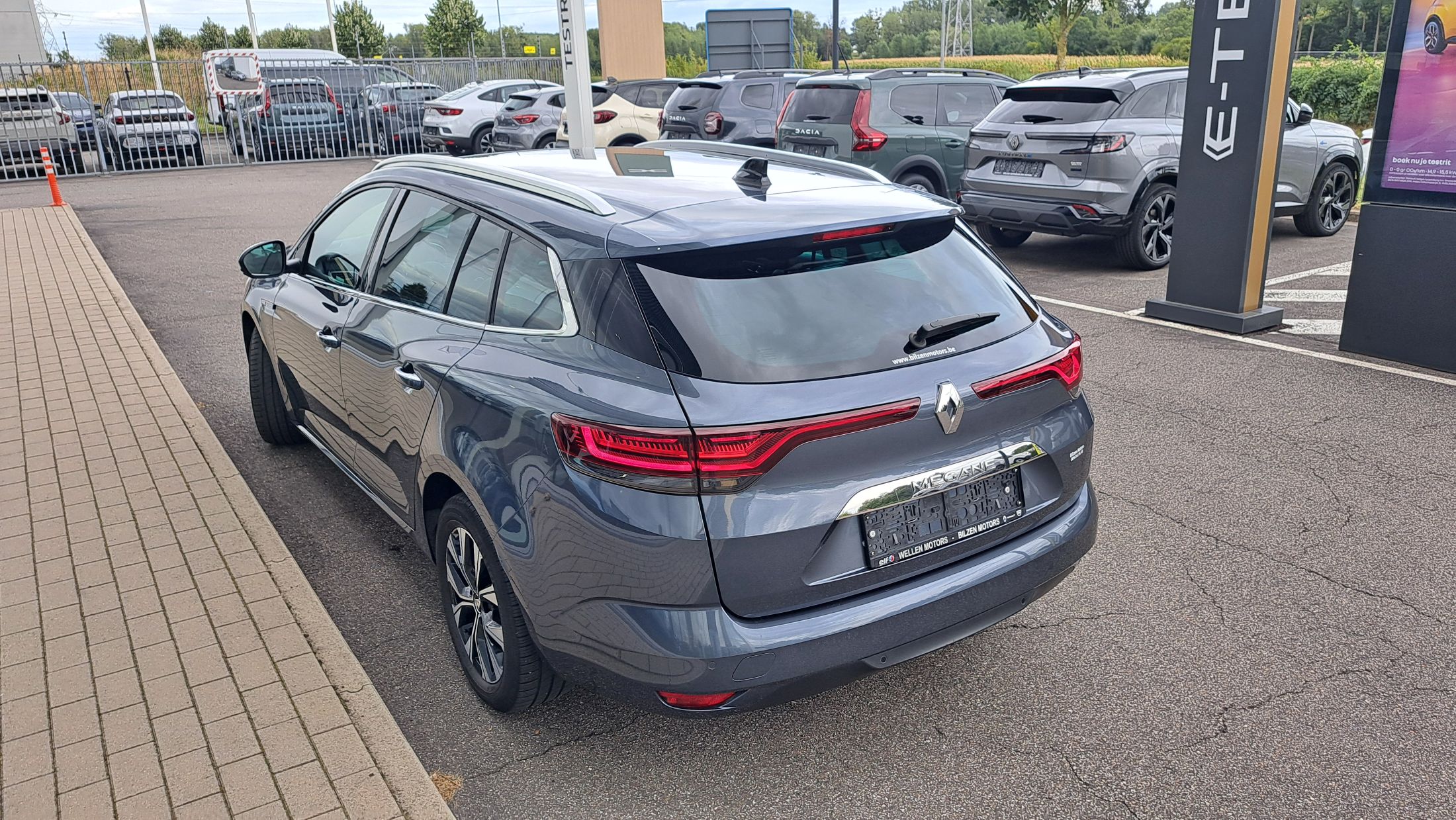 Renault Megane Break 1332cc 140Pk, GPS, camera, sensor V+A