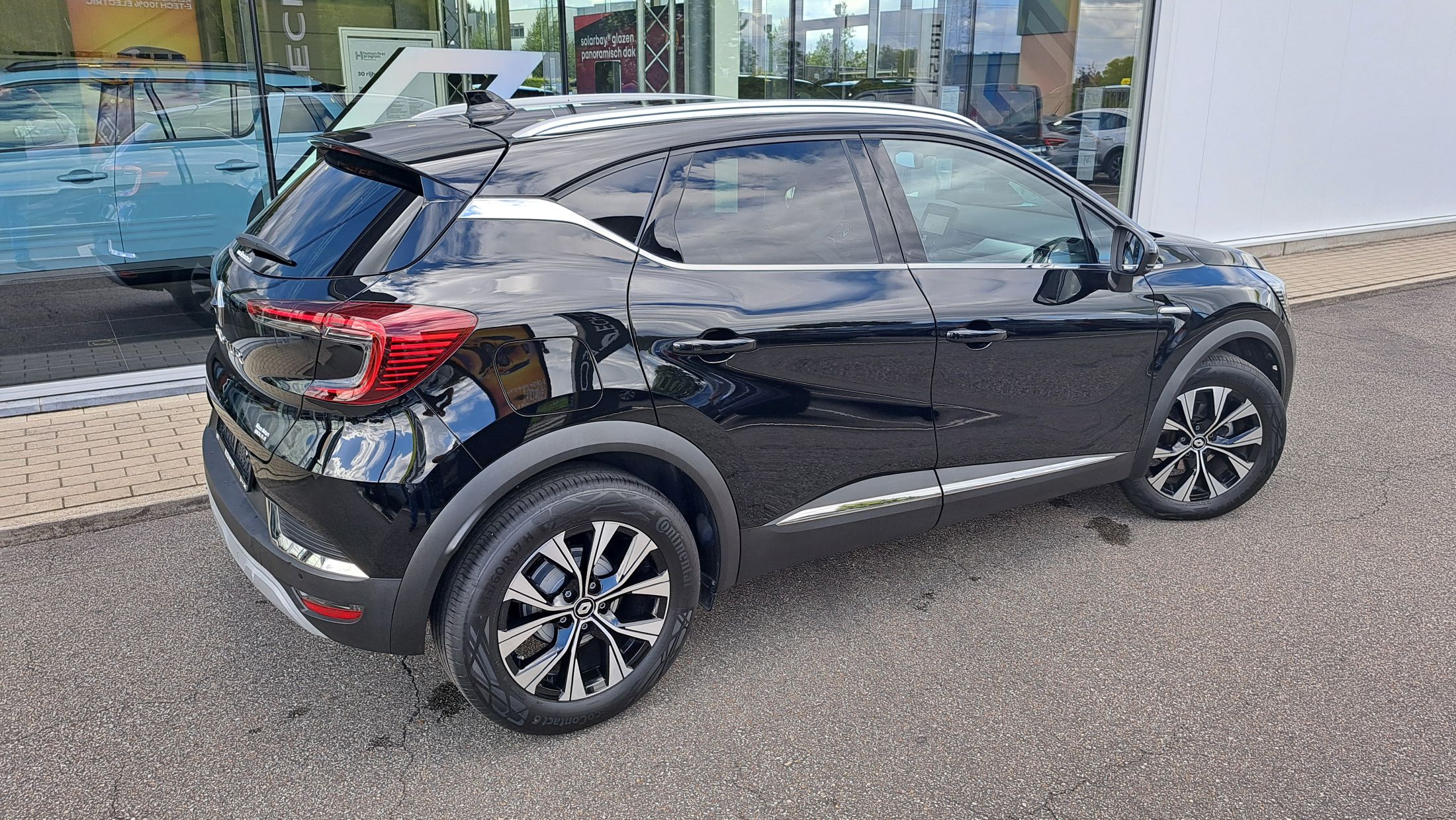 Renault Captur AUTOMAAT 1332cc 140Pk, GPS, camera, sensoren V+A