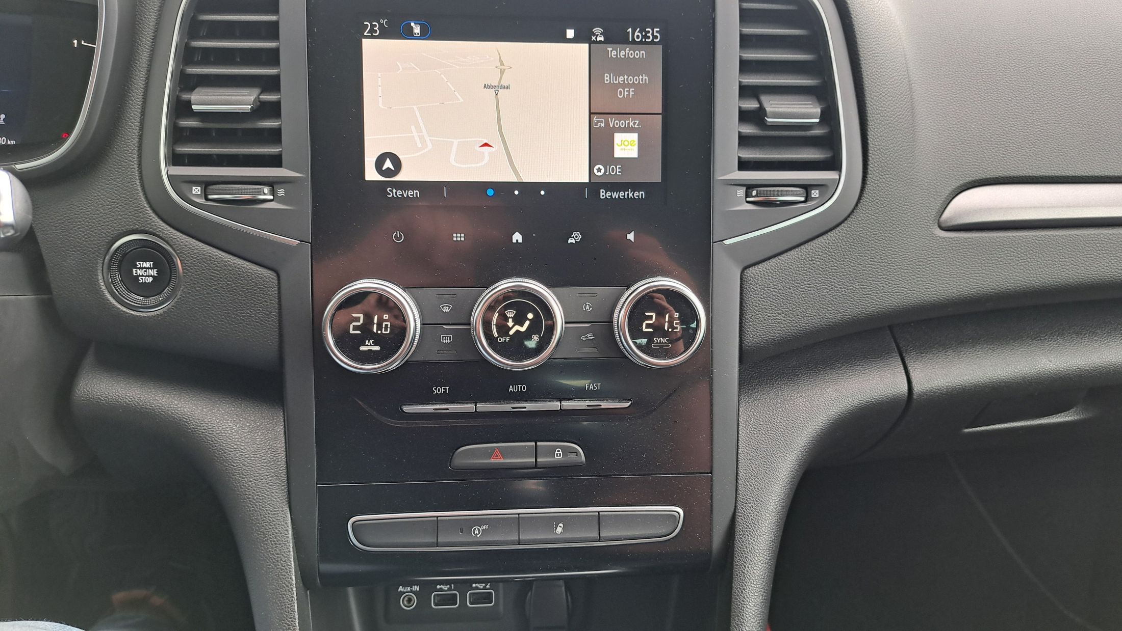 Renault Megane Break 1332cc 140Pk, GPS, camera, sensor V+A