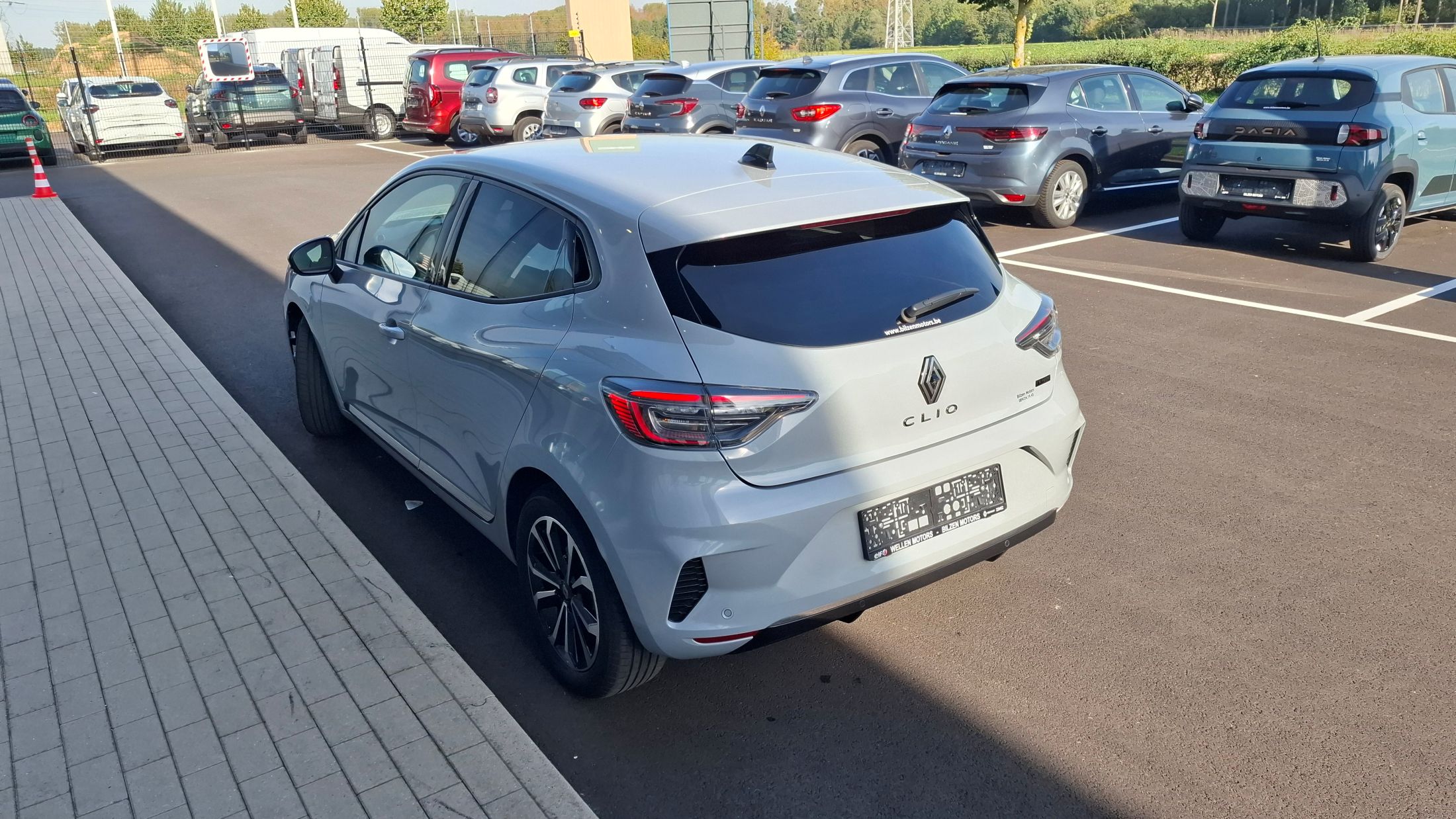 Renault Clio E-Tech FullHybrid, GPS, camera, sensoren A, GARANTIE tot 09-29