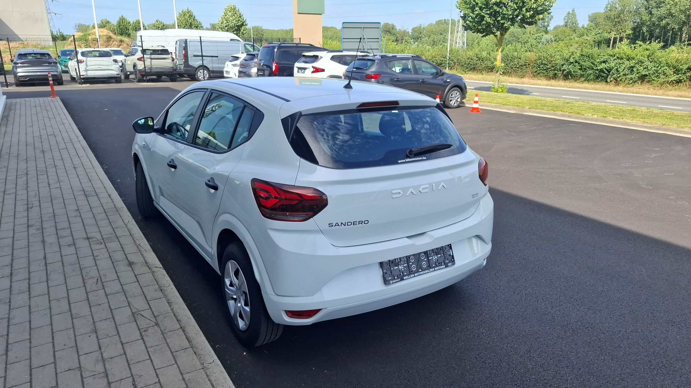 Dacia Sandero 67 Pk, airco, apple&android, garantie tot 22/ 03/2028